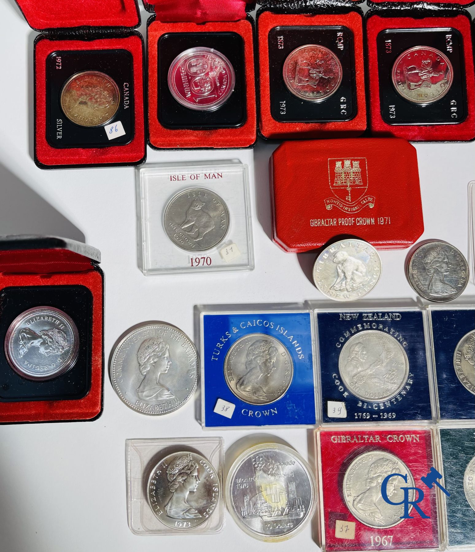 Coins: Large lot of silver coins mainly dollars.