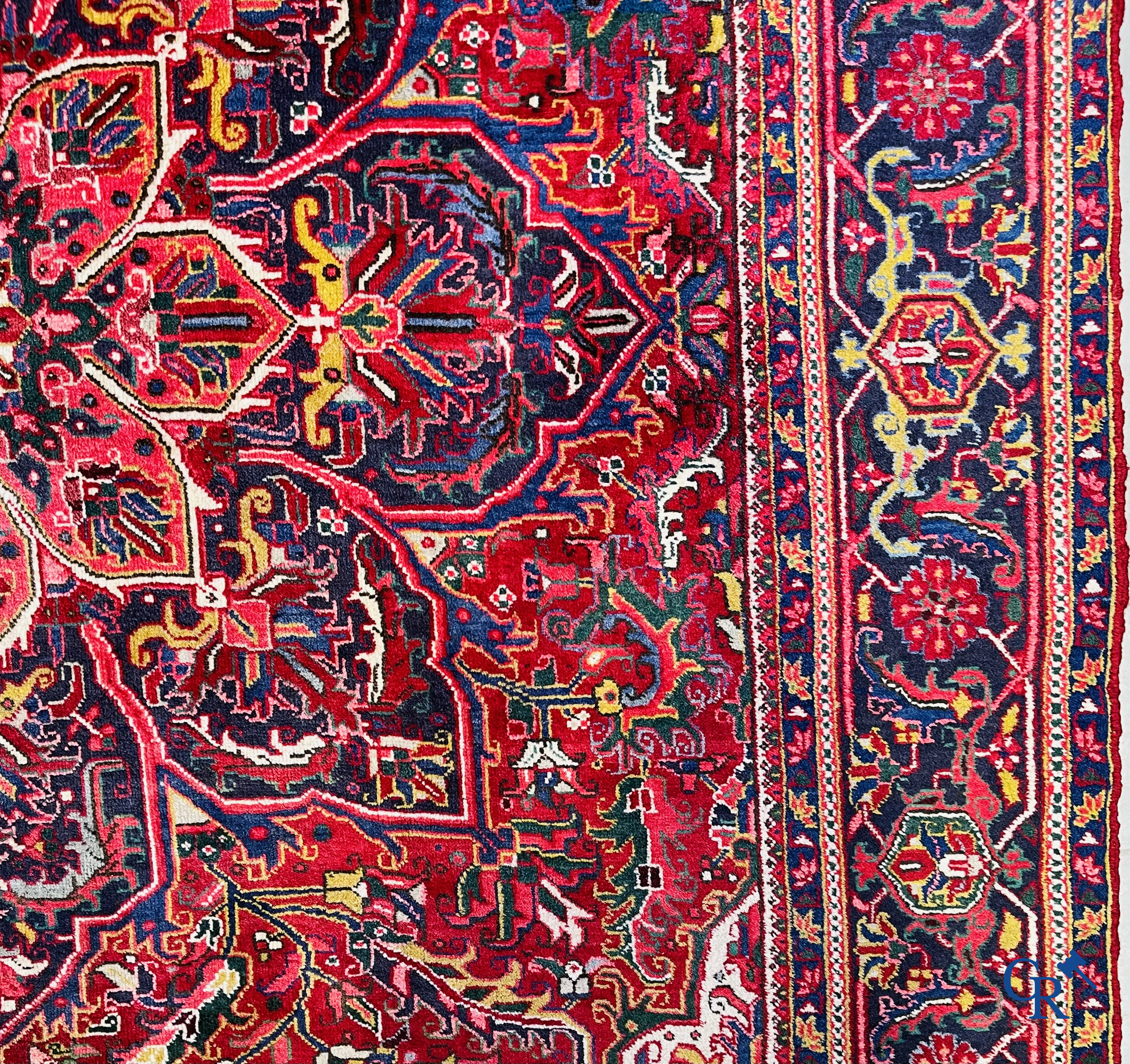 Tapis d'orient: Iran, un grand tapis persan noué à la main. Kashan.