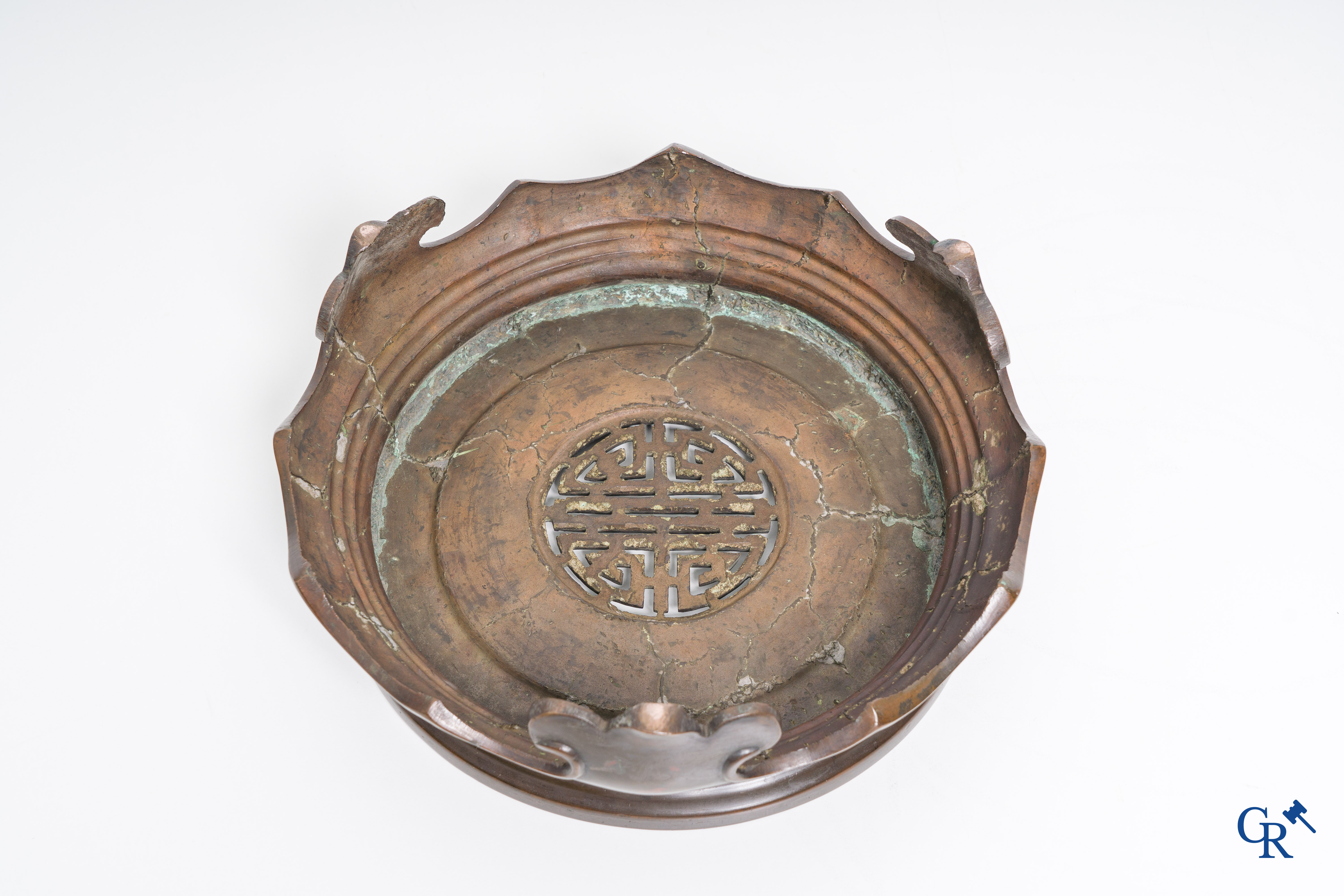 Asian Art: An impressive 3-piece Chinese bronze brûle perfume with silver and copper inlay for the Vietnamese market.