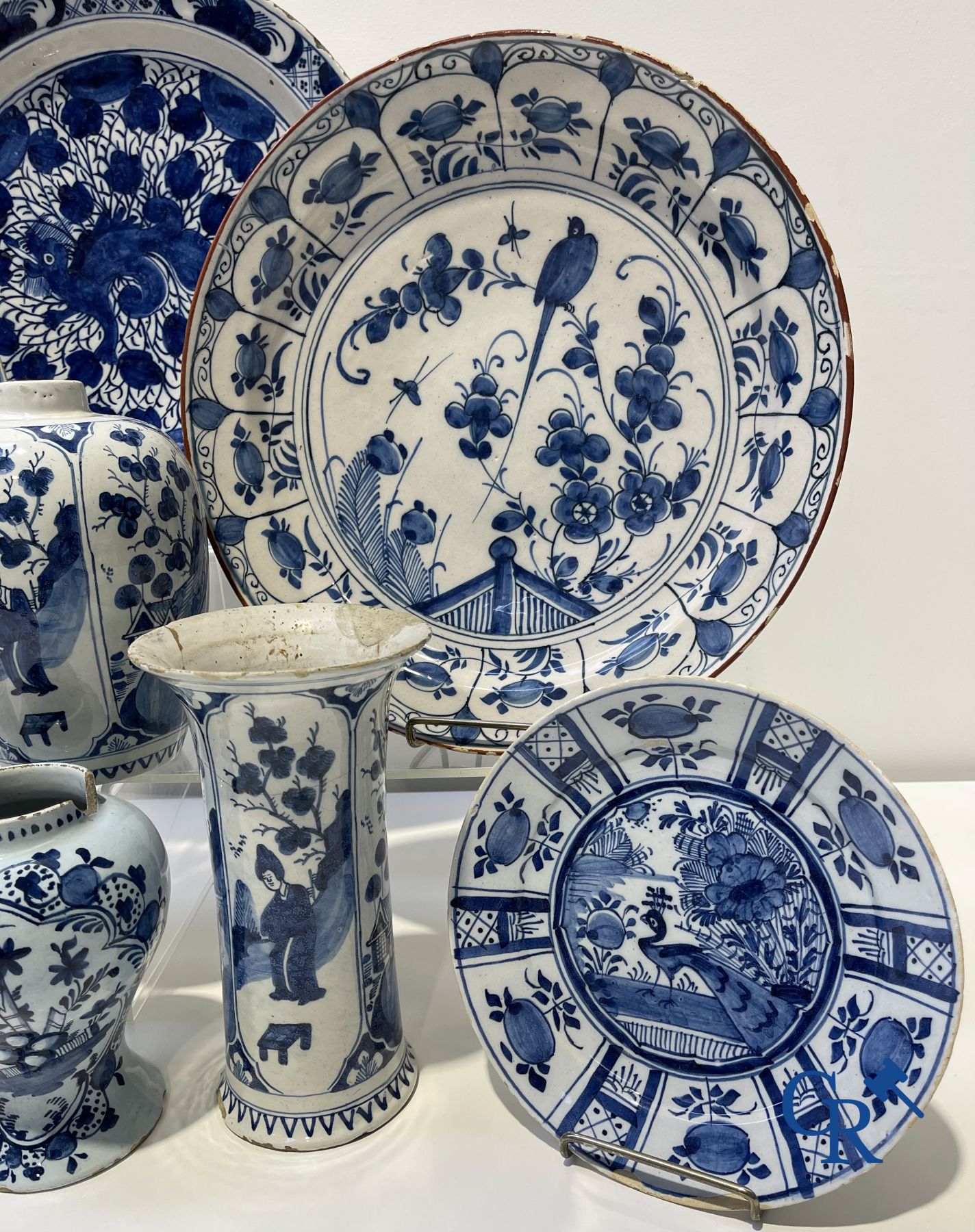 Delft: 10 pieces of 18 century Delft faience.