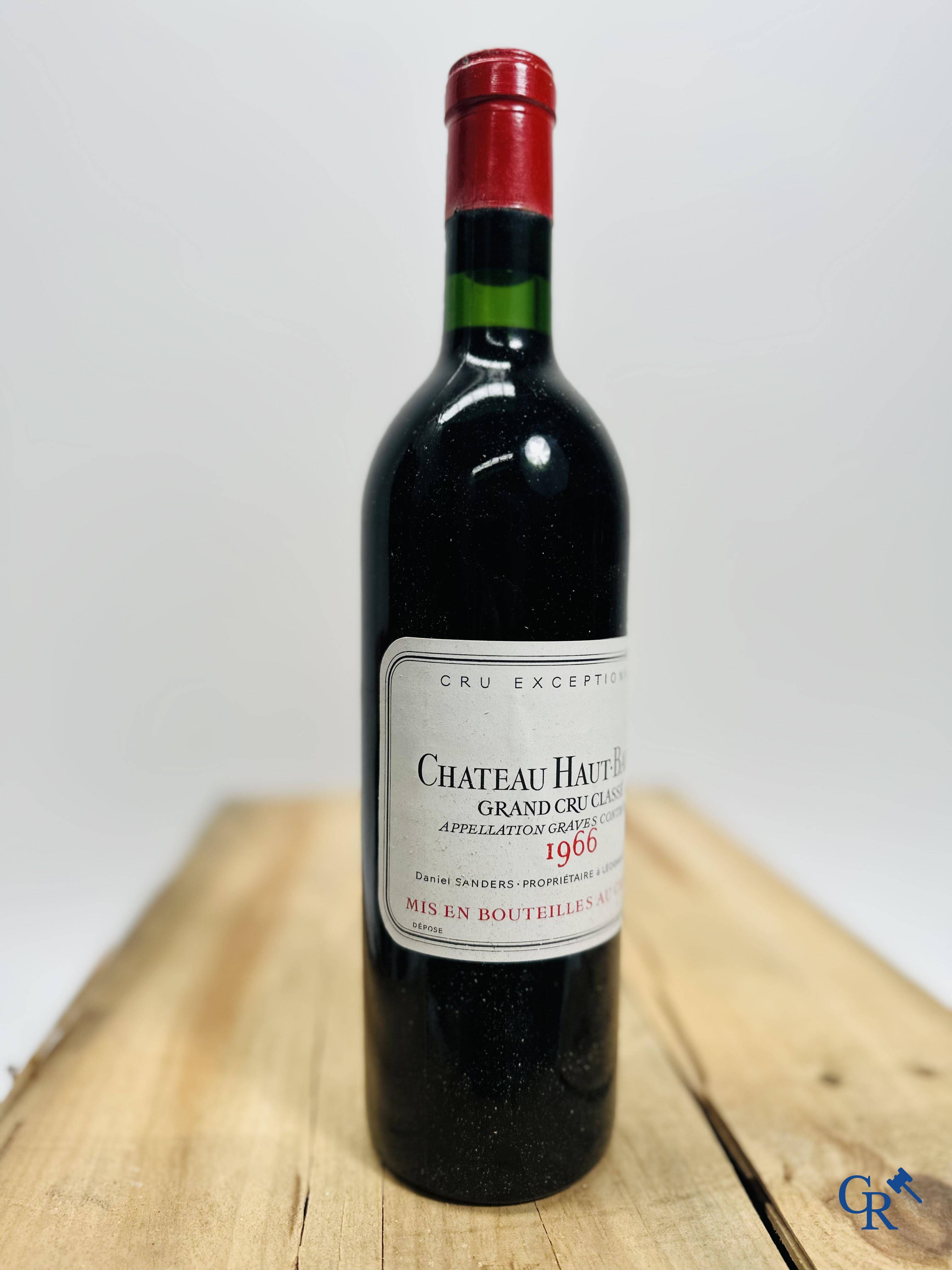 Wijn - Bordeaux: Château Haut-Bailly 1966, 0,75L. Rouge. Grand Cru Classé.