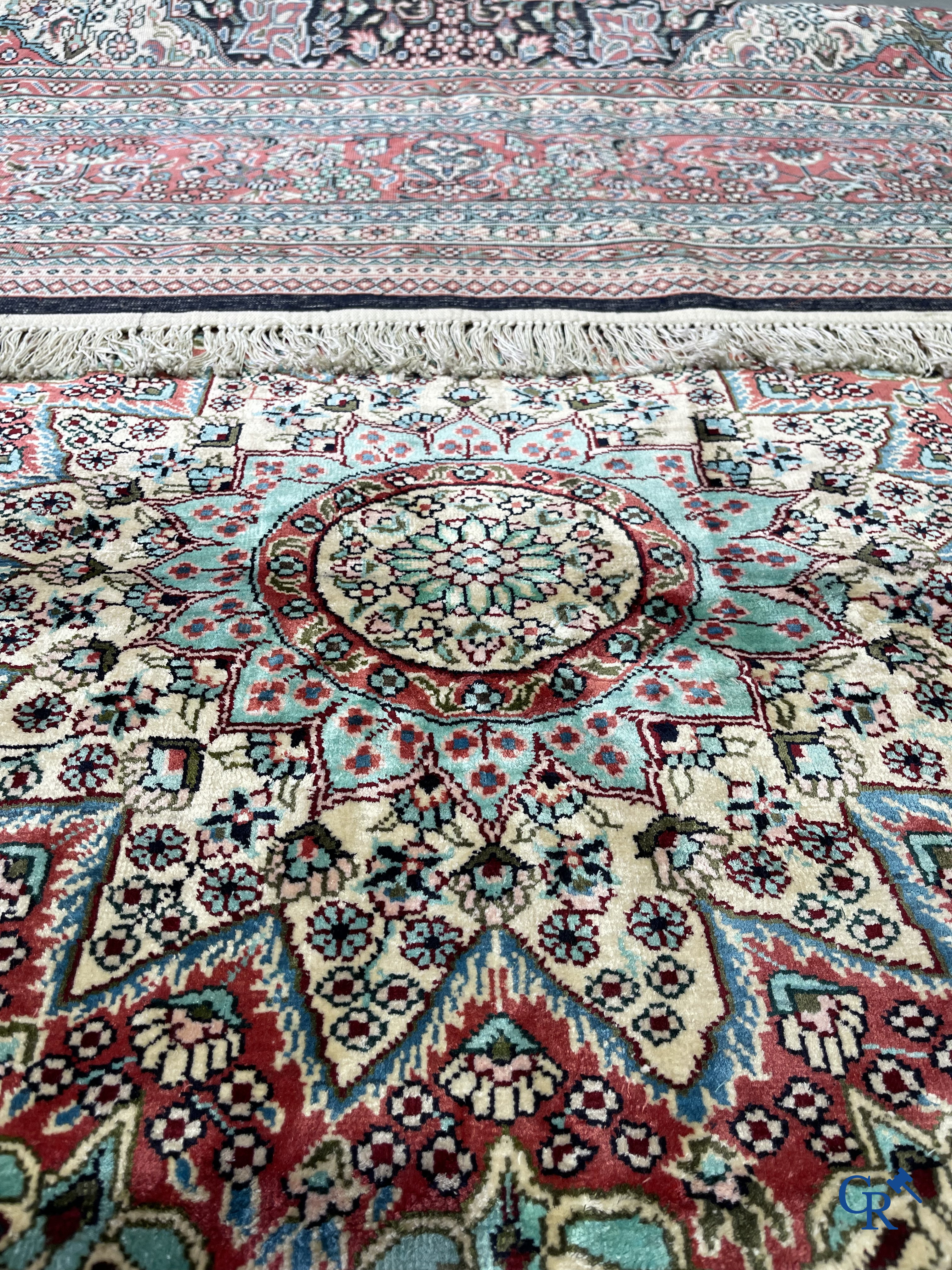 Oriental carpets: Ghoum, an exceptional hand-knotted carpet in wool and silk.