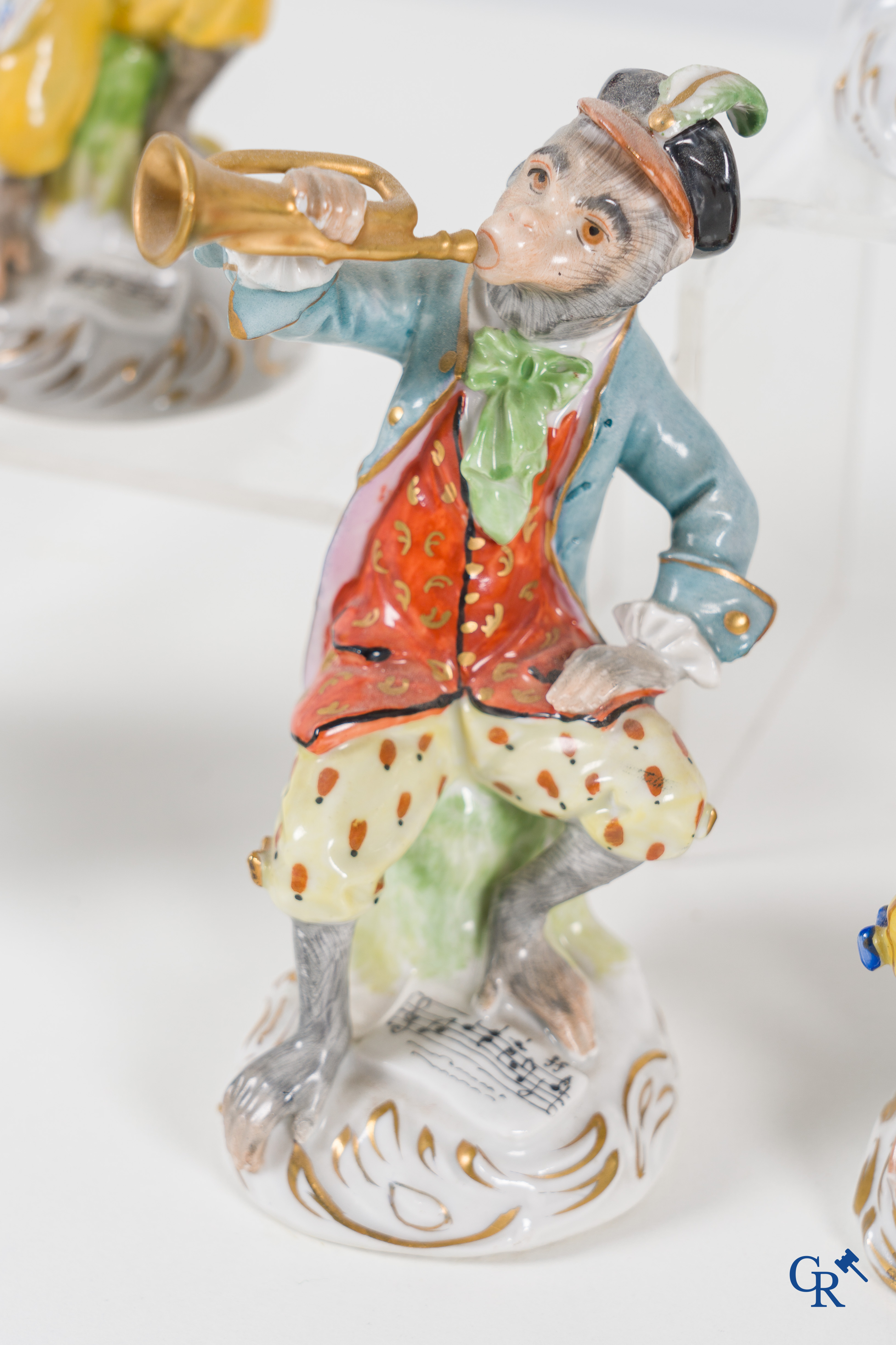 European porcelain: A 12-piece monkey orchestra in Dresden porcelain. Marked.