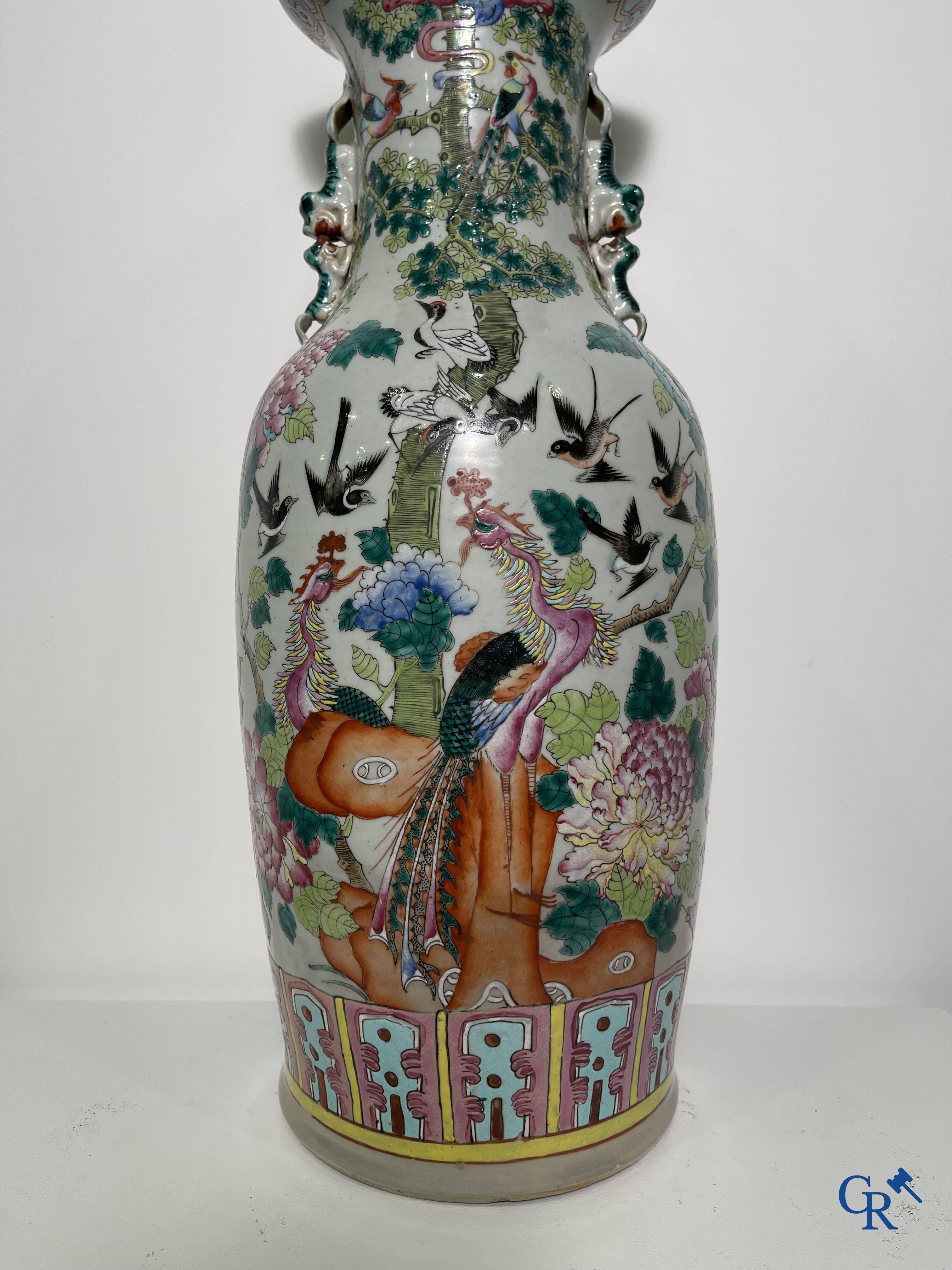 Asian Art: Vase in Chinese famille rose porcelain with decor of birds and peonies. 19th century.