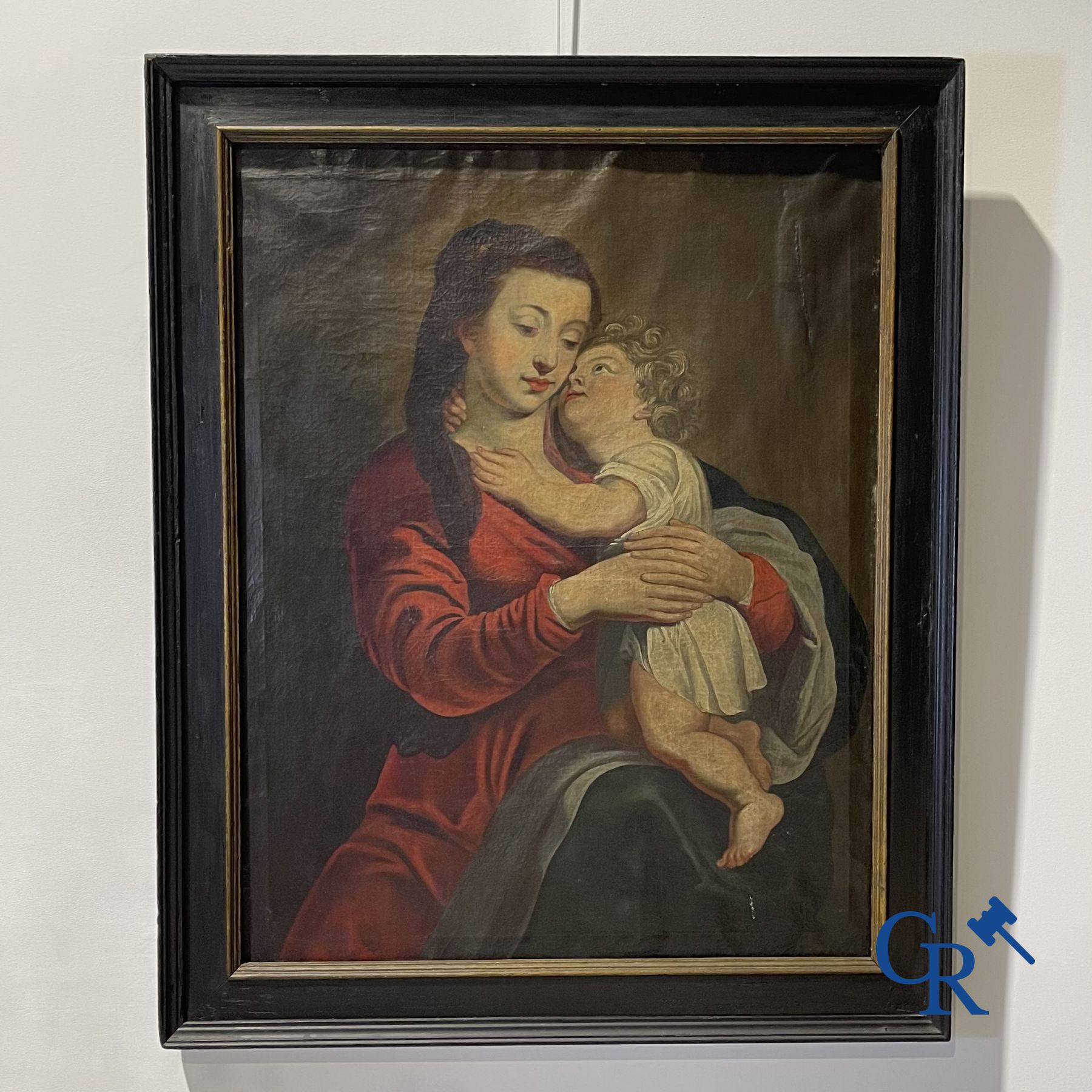 Peinture: huile sur toile. Vierge à l'enfant.