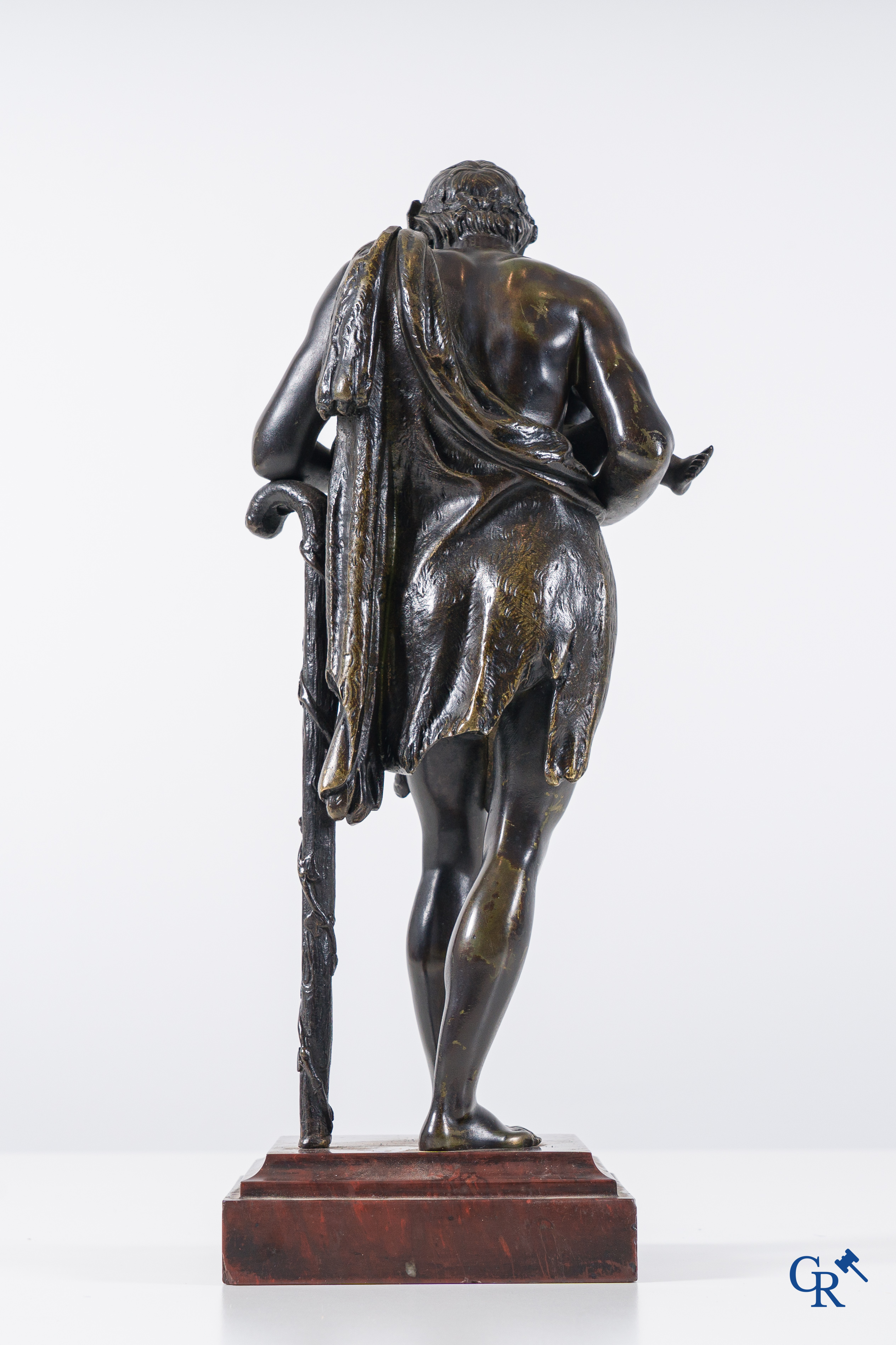 Travail français vers 1830-1840. Silène avec l'enfant Dionysos, statue en bronze d'après un modèle antique.