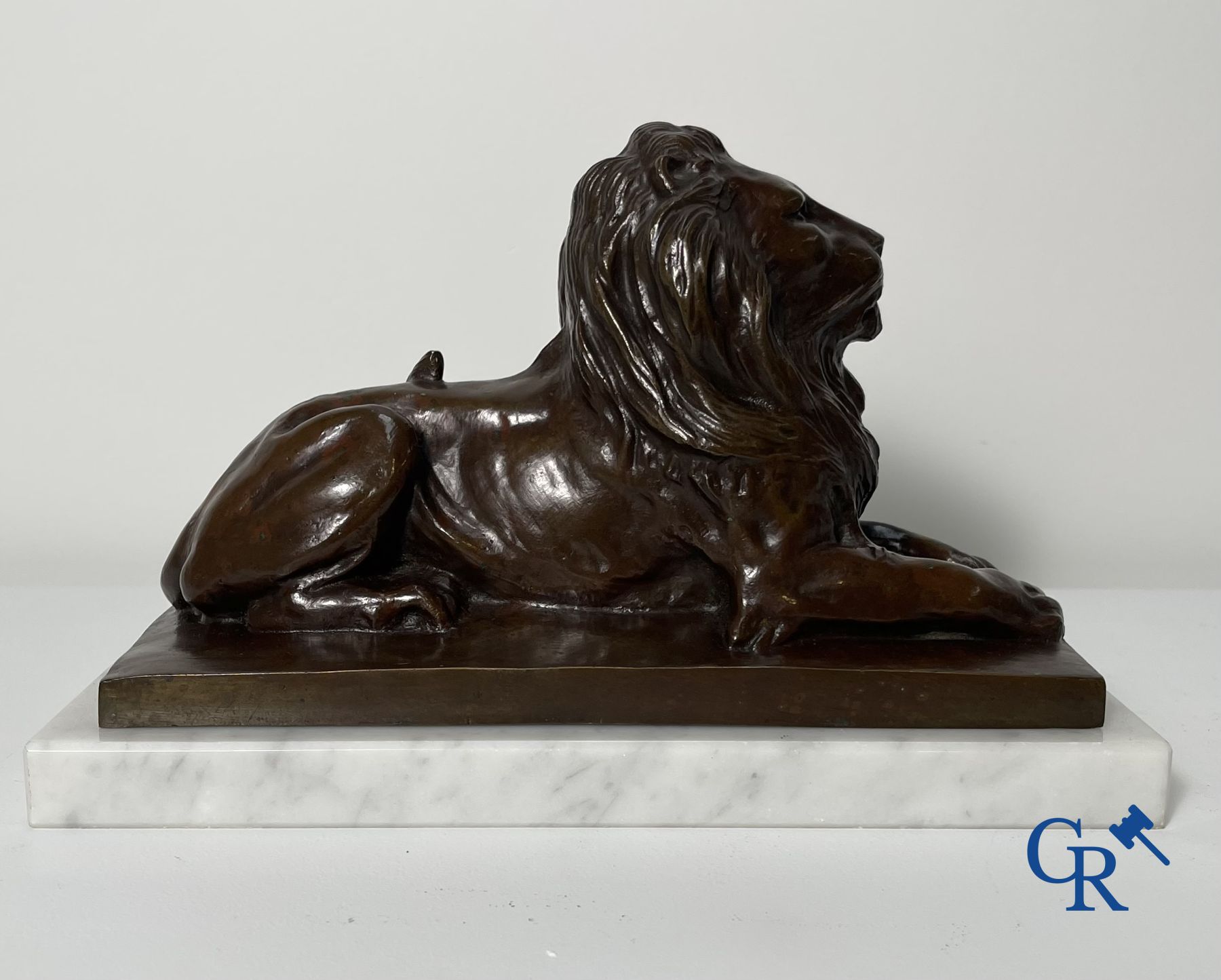 Bronze, Sculpture: Jules Vits. Melle 1868-1935. Bronze statue of a reclining lion.