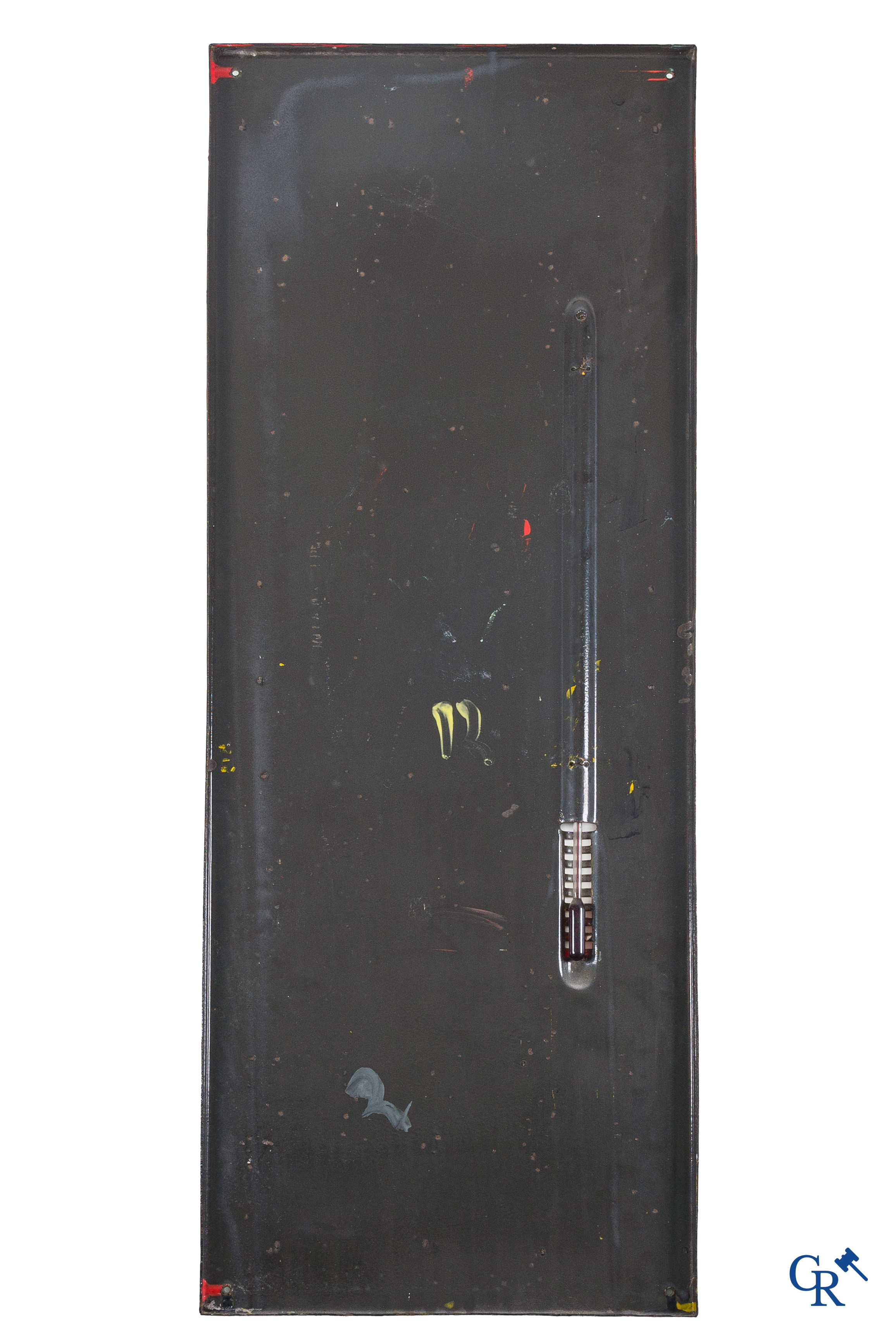 Chocolat Pupier, emaille reclamebord geïllustreerd met het personage ontworpen door Jean D'Ylen. Circa 1930.