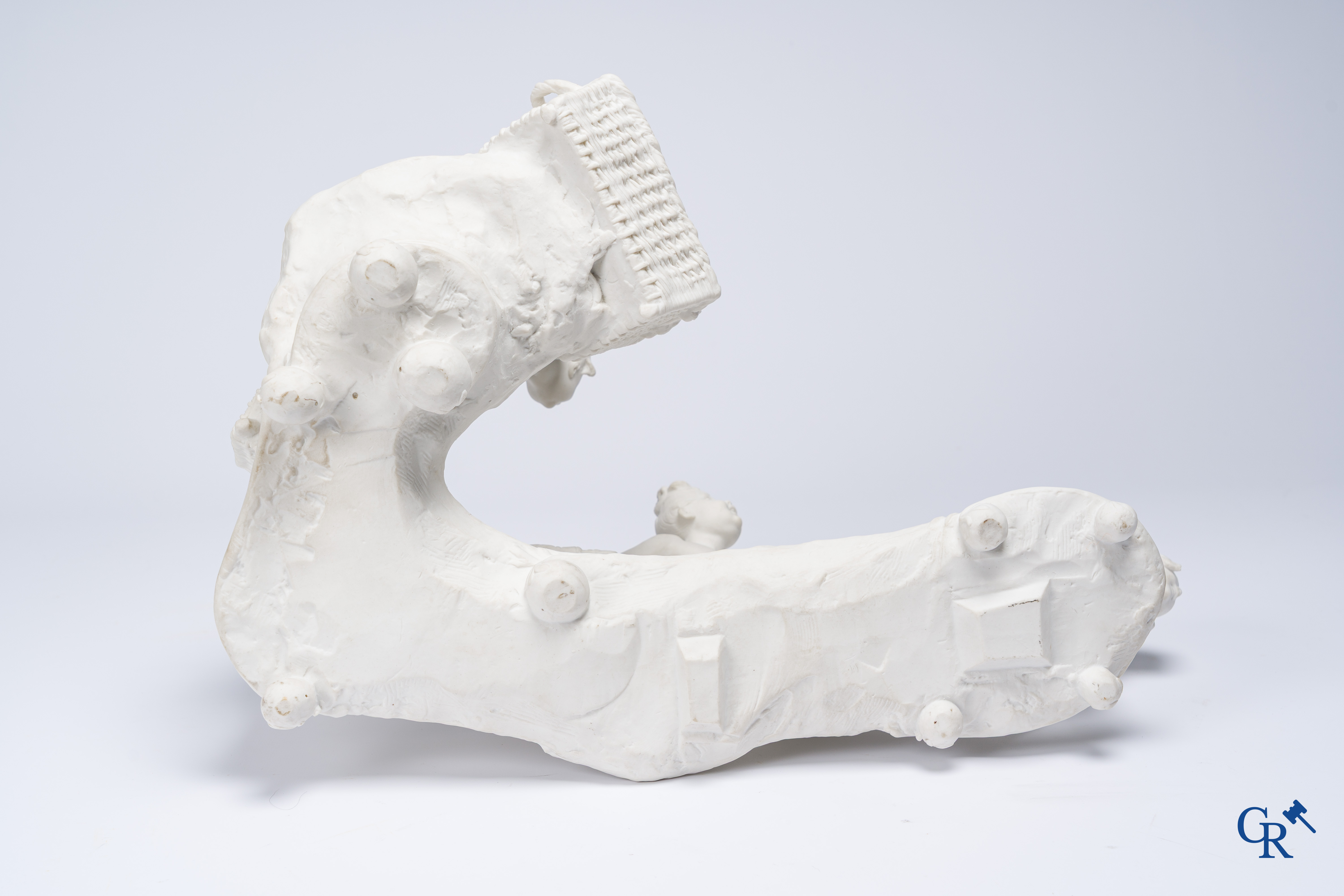 Jules Cheret (1836-1932) & Manufacture de Sèvres. Uitzonderlijk 3-delige Milieu de table, "Farandole d'amours".