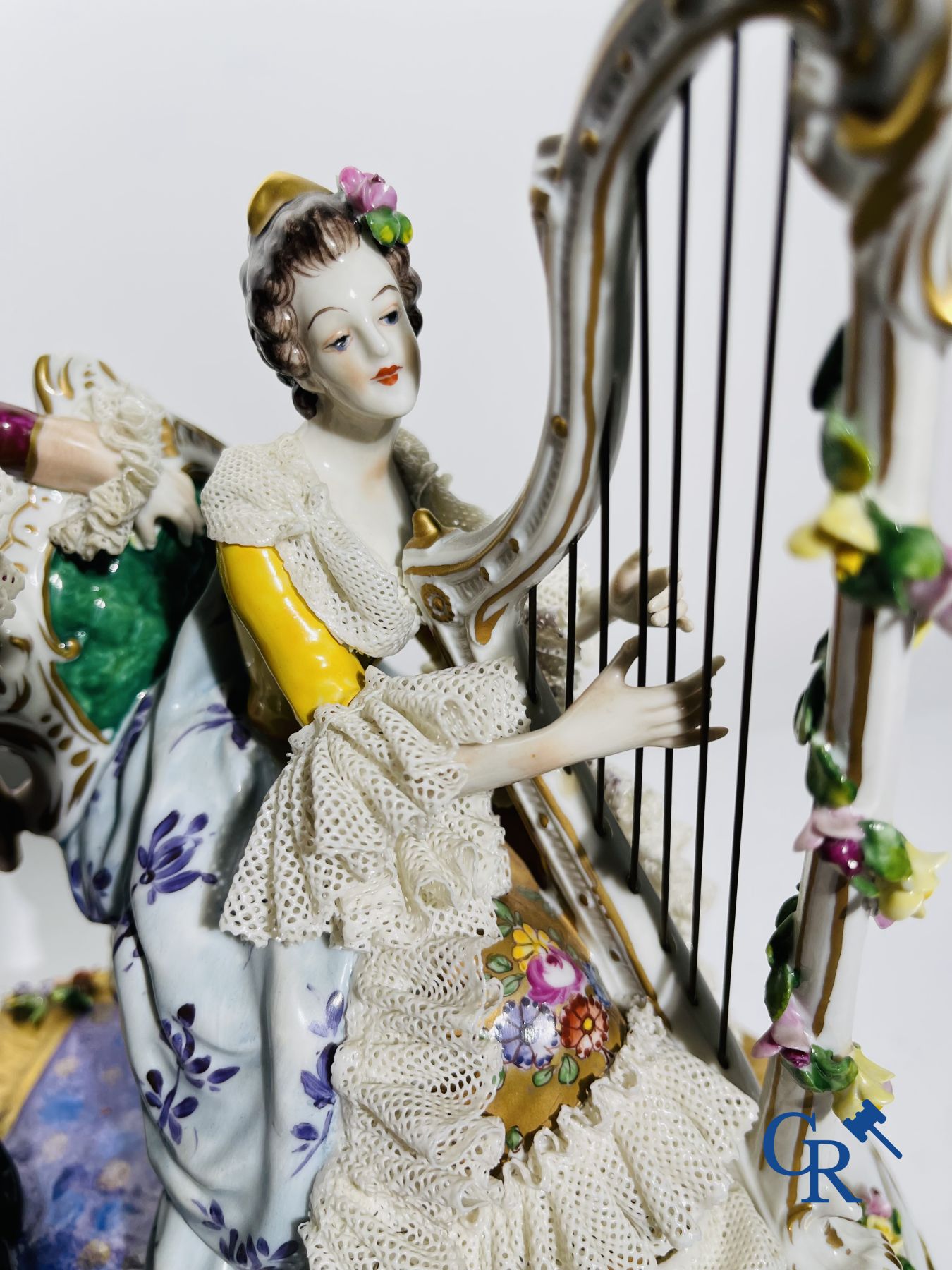 Porcelain: Volkstedt Rudolstadt: "The harpist"