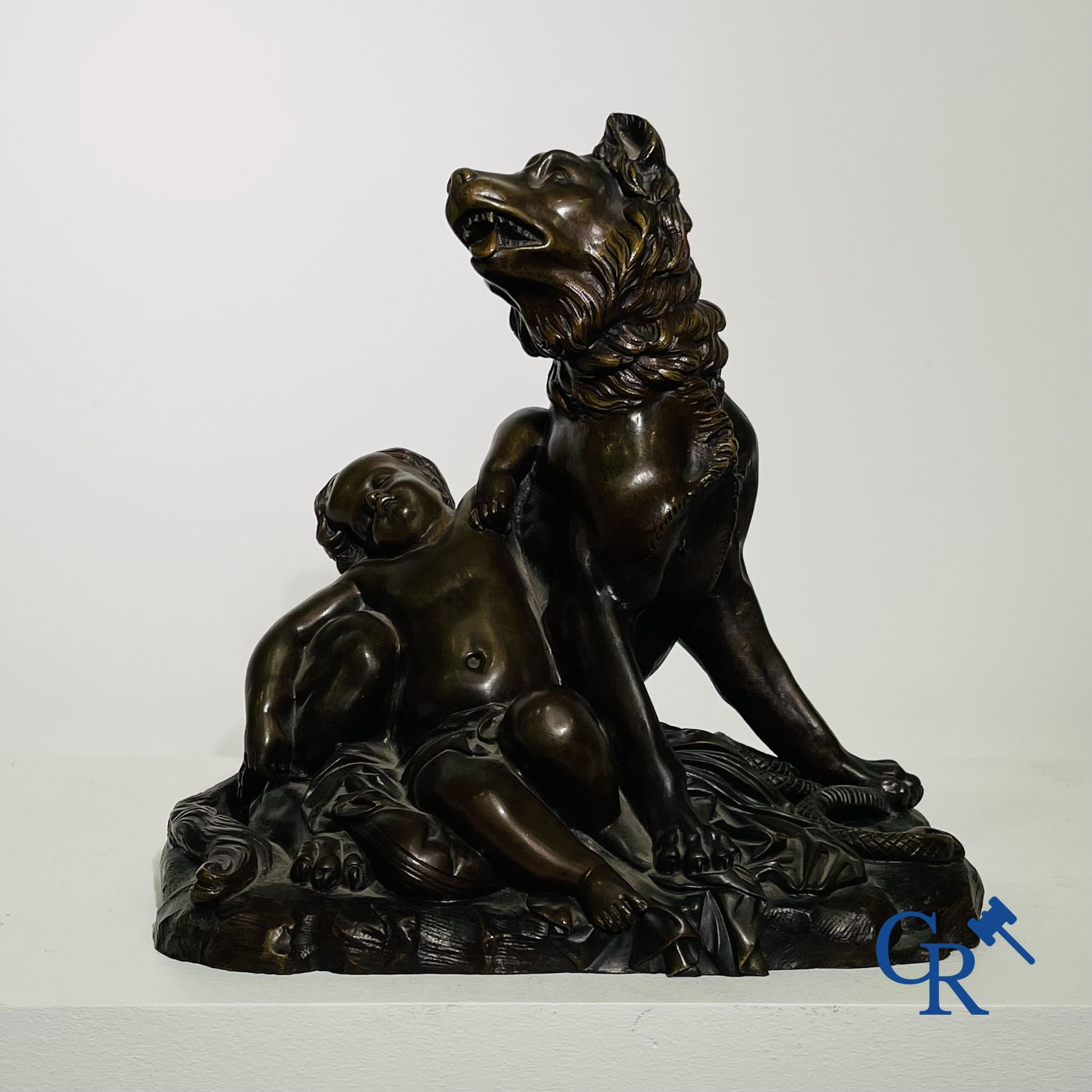 James Pradier: Bronzen beeld met mythologische voorstelling.