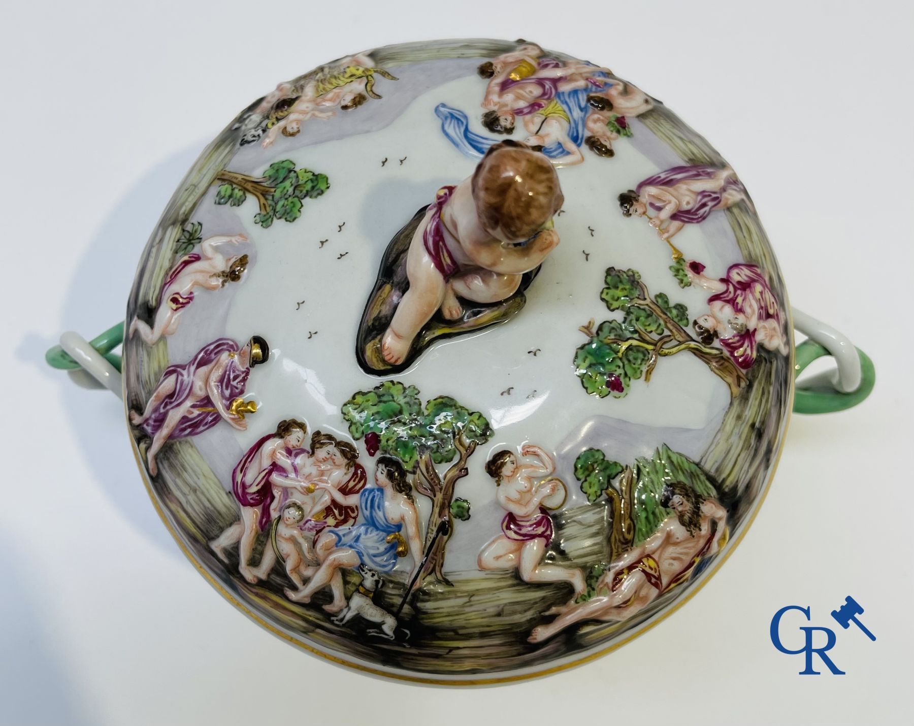 Porcelain: 2 pieces of fine porcelain with mythological scenes. 19th century.