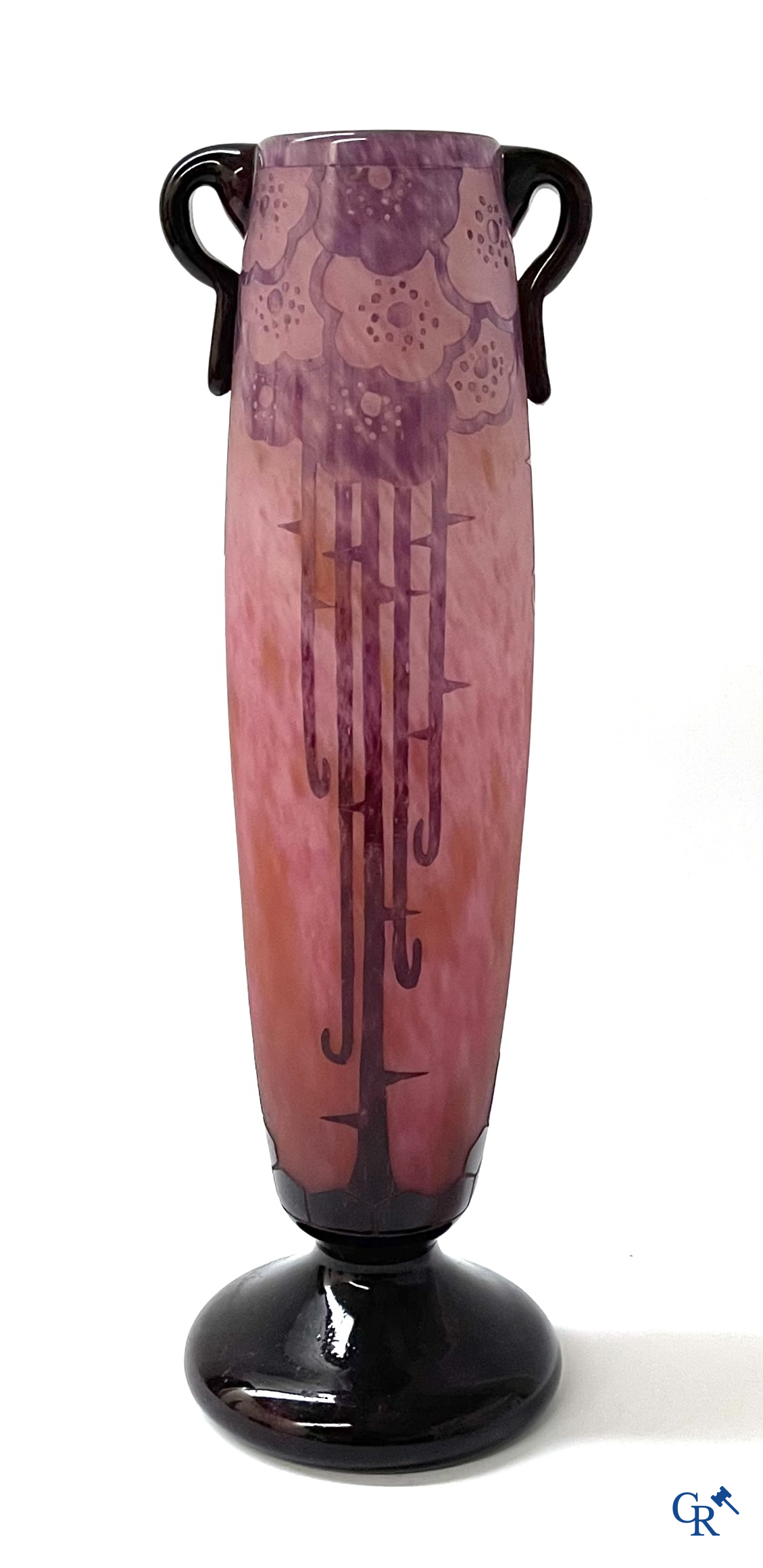 Art Deco, Charles Schneider. Grote art deco vaas in glaspasta, Circa 1930. Gesigneerd Charder en Le Verre Français.