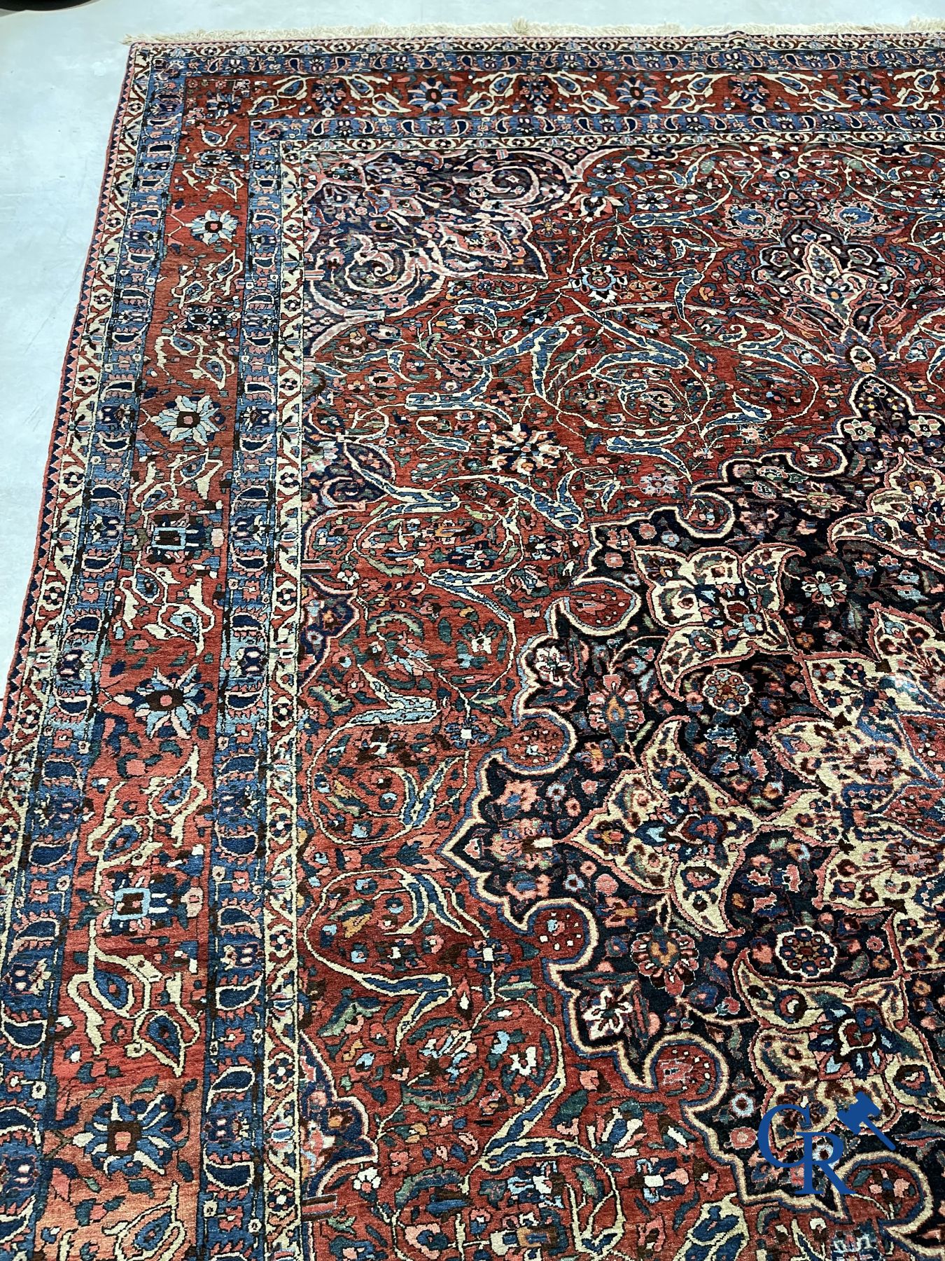 Carpets: Iran: An exceptional Persian carpet. Kashan.