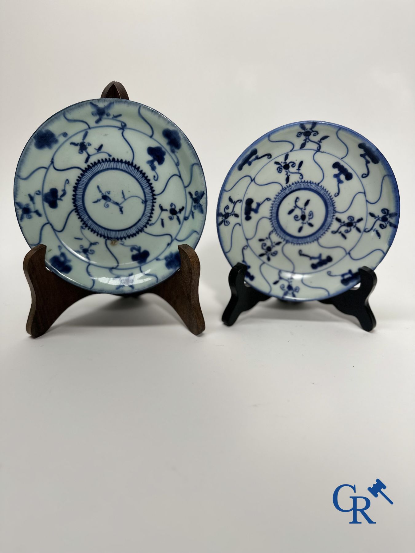 Large lot of blue and white Chinese porcelain for the Vietnamese market. 