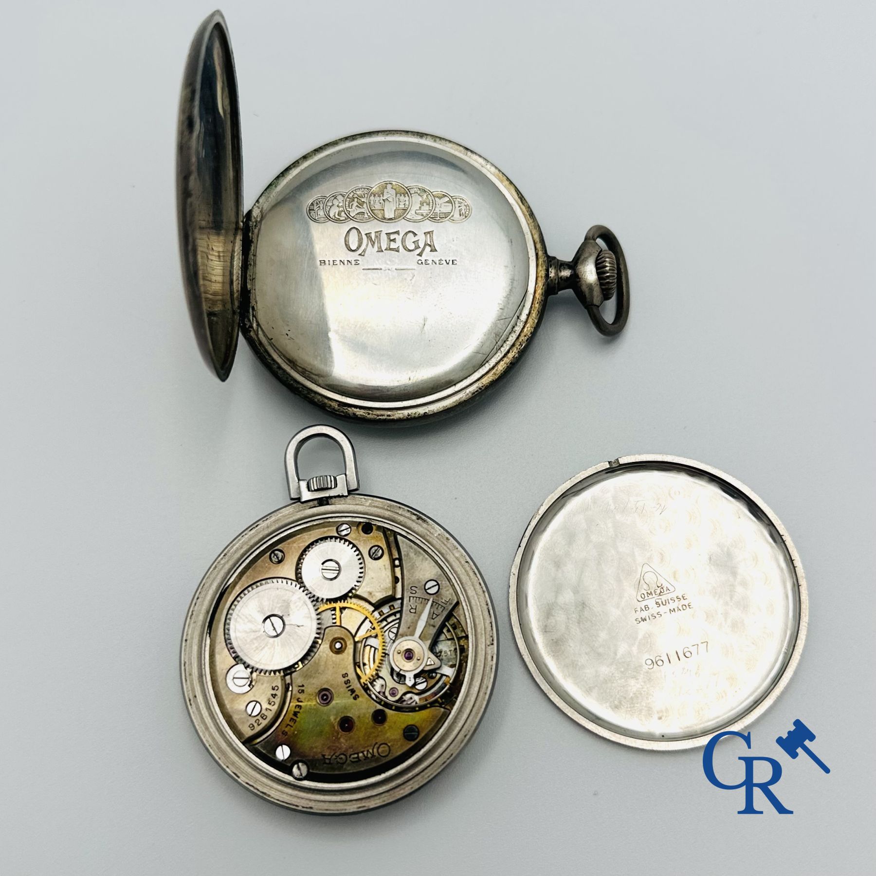 Timepieces: Oméga Genève: Lot consisting of 2 pocket watches.