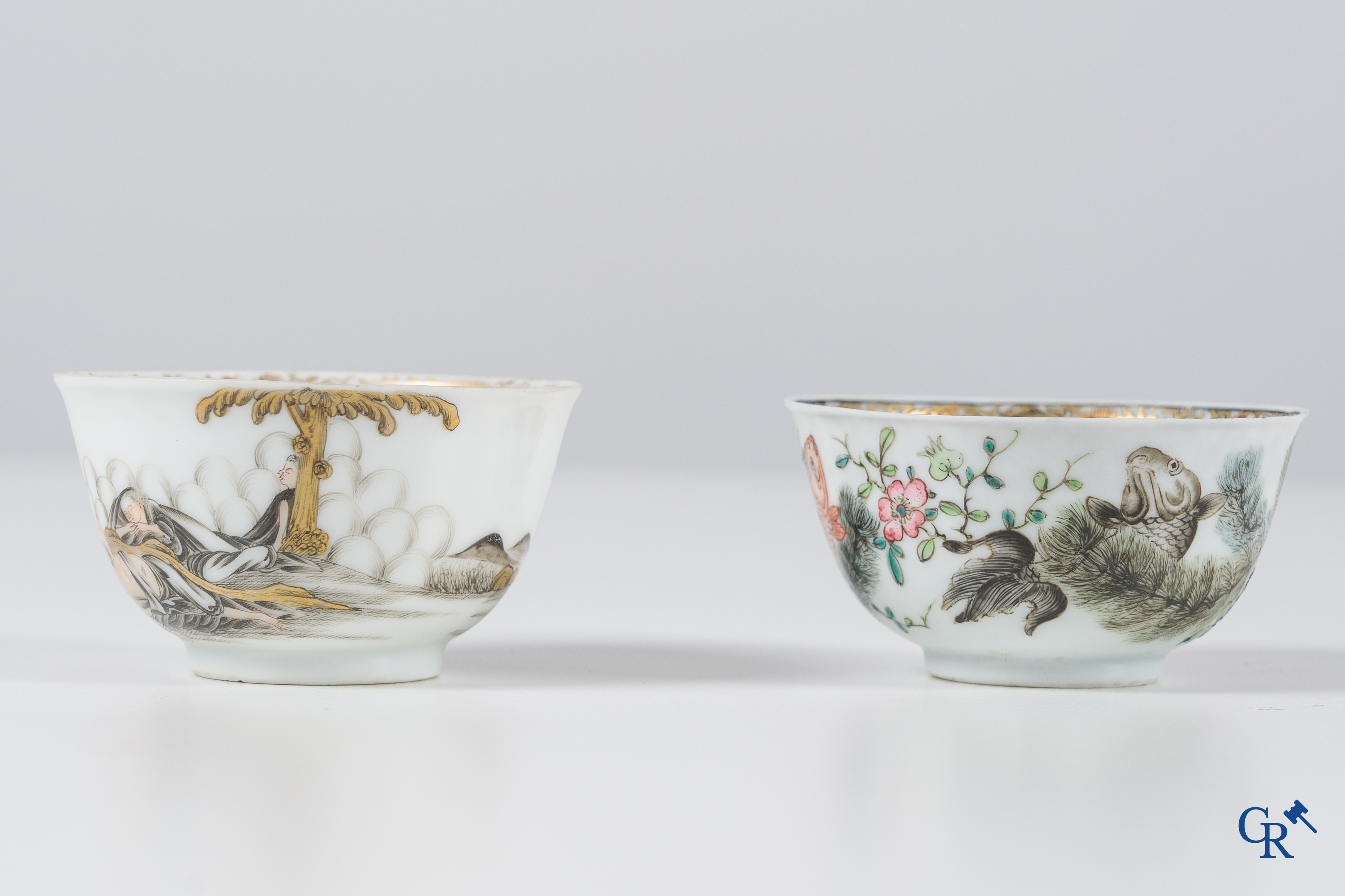 Asian Art: Chinese porcelain with grisaille and famille rose decor, Compagnie des Indes. 18th century.