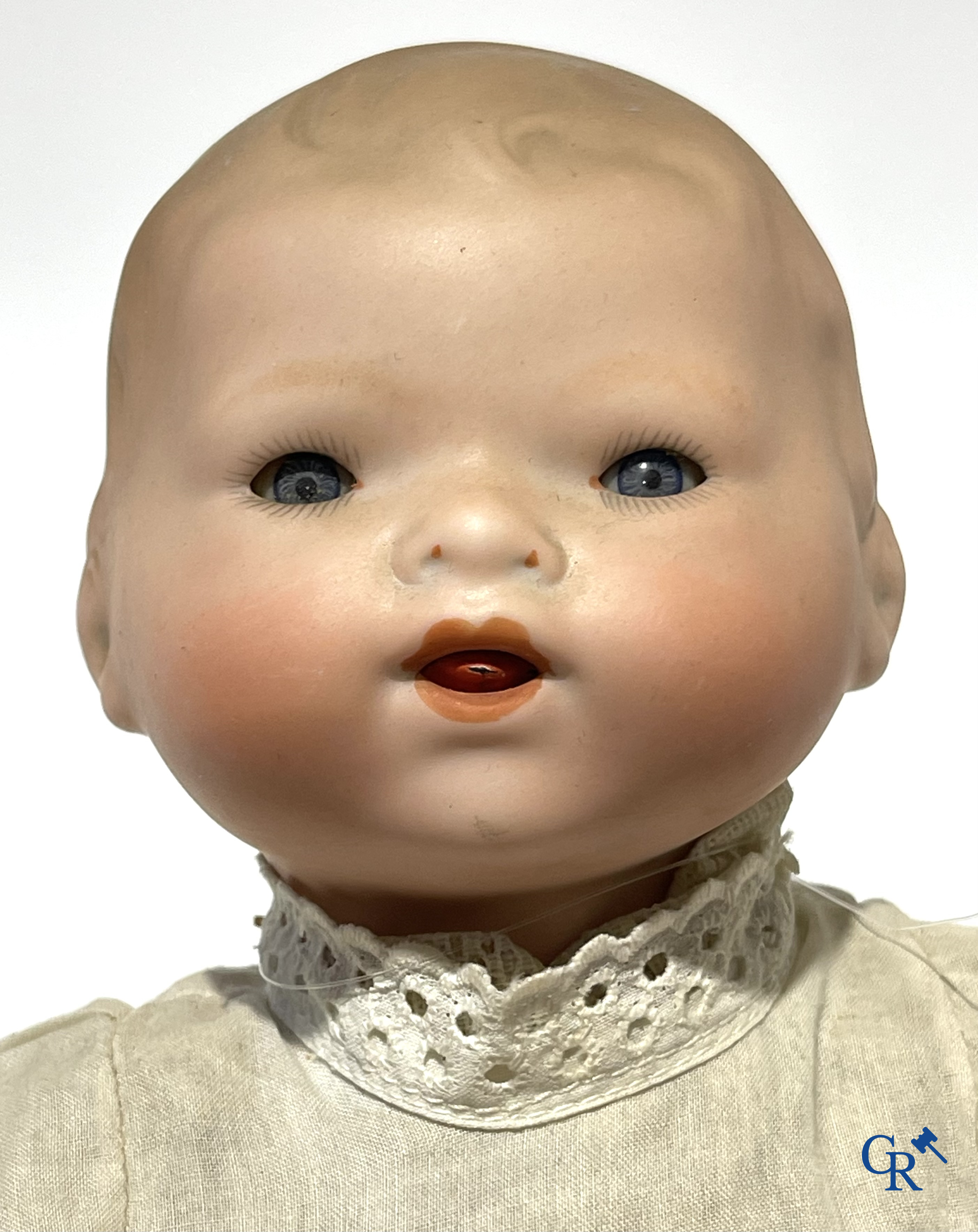 Old toys, a lot of 3 antique dolls with porcelain heads.