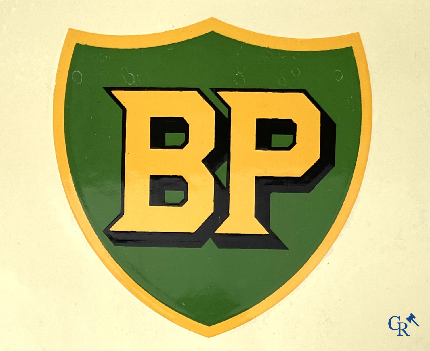 BP Motor Oil. Een emaille reclamebord met ingewerkte thermometer voor BP motorolie. Emaillerie Belge. 50'er jaren.