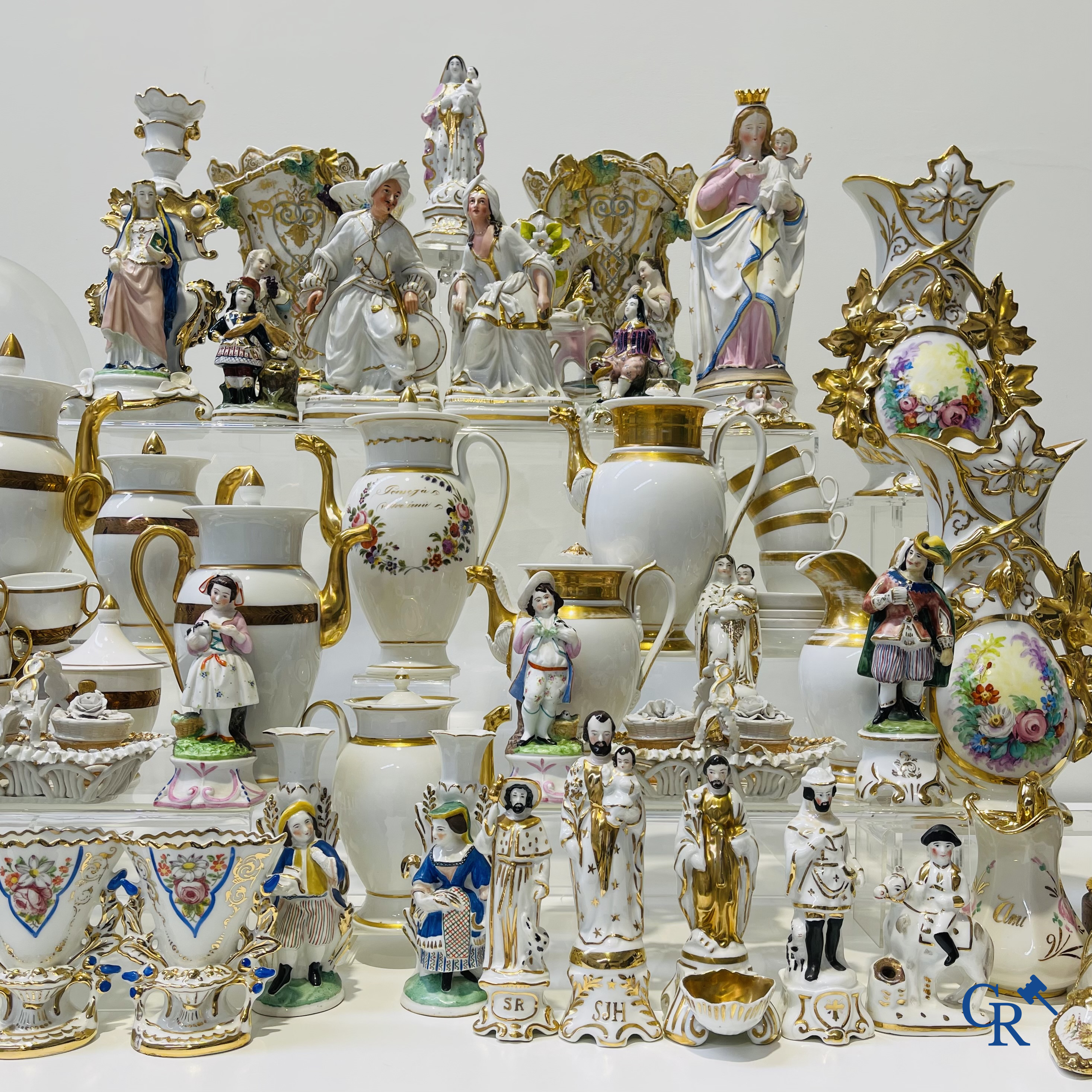 Large lot of holy water vessels, statues of saints, etc. in old Brussels and Paris porcelain. 