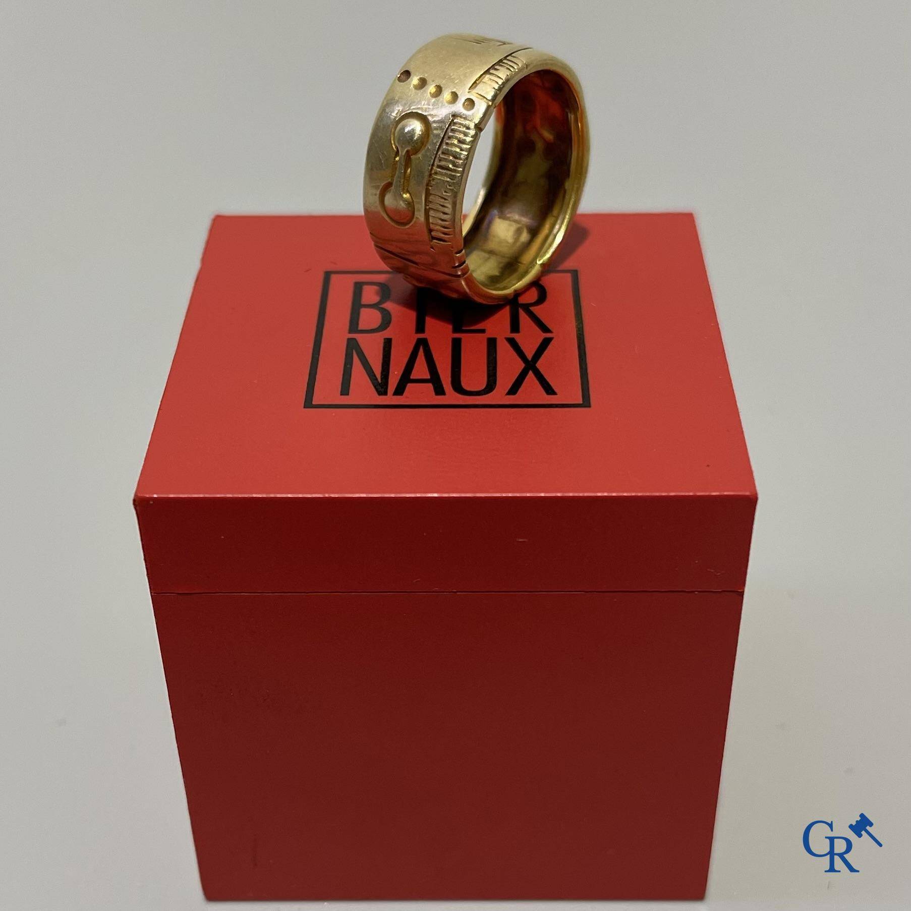 Bernard Biernaux, Mooie hedendaagse ring in goud 750°/00.