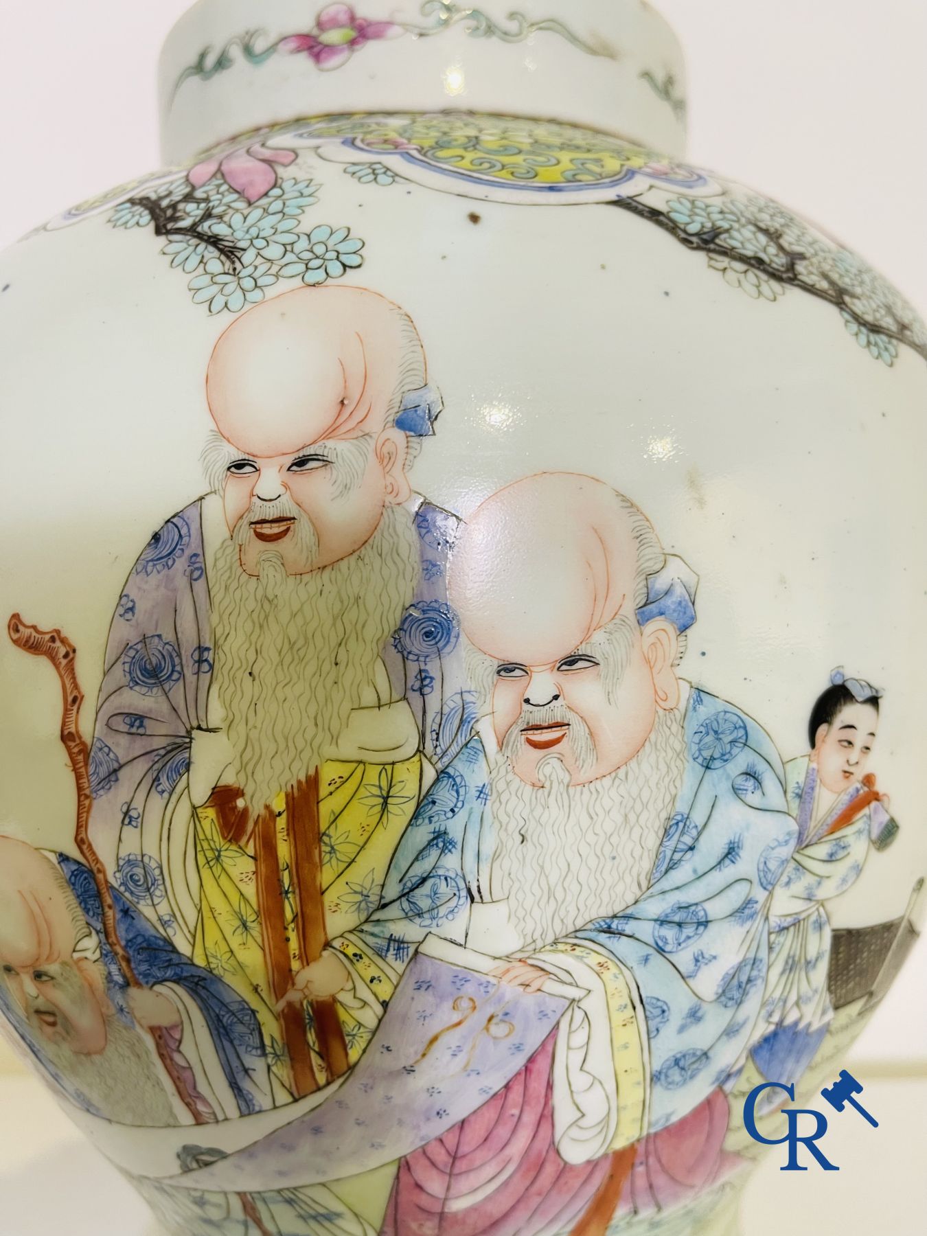 Chinese Porcelain: A Chinese famille rose lidded vase depicting Shou Lao.