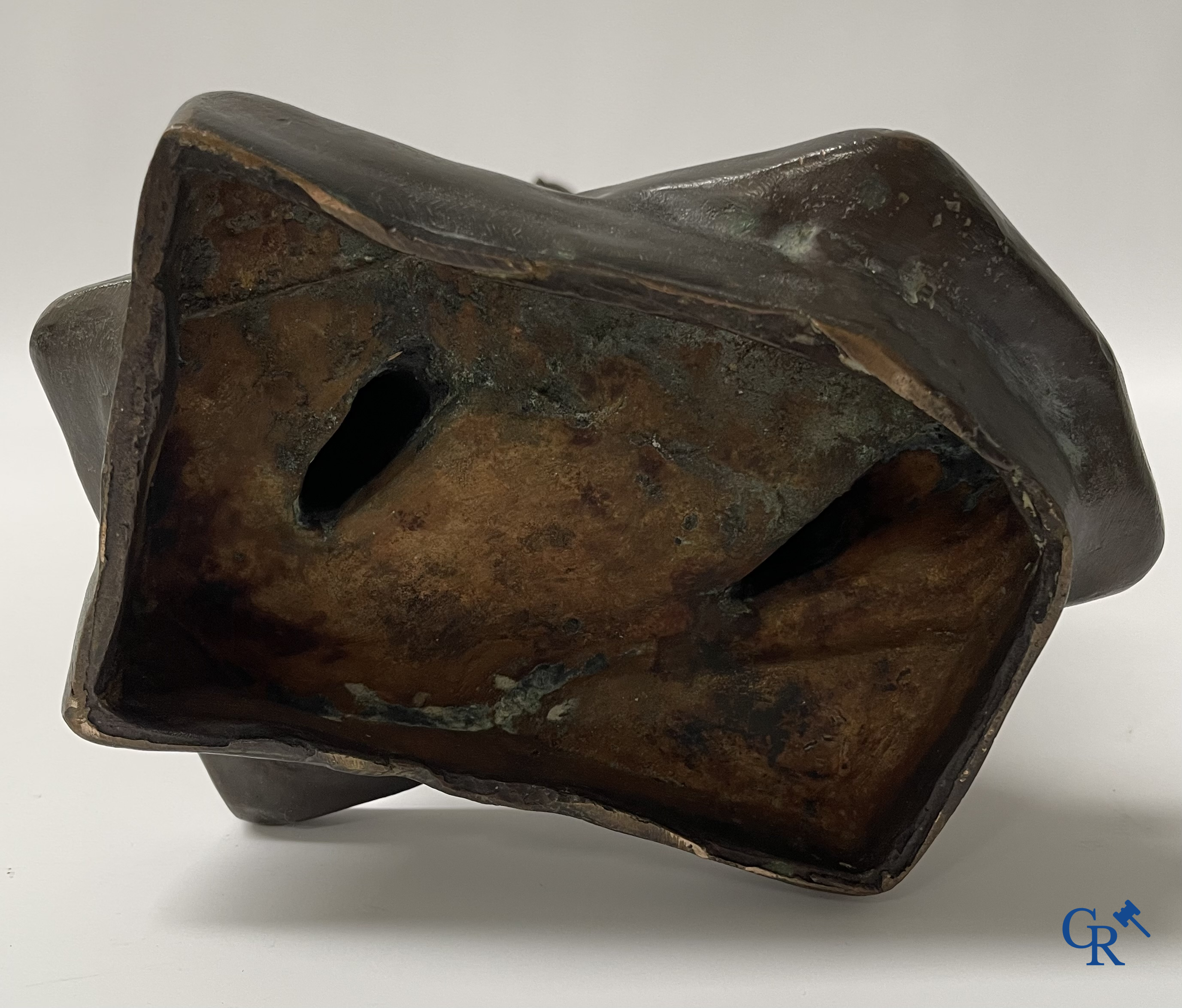 Constantin Emile Meunier (1831-1905) (d'après) Une paire de statues en bronze à patine brune, "Le Mineur" et "Le débardeur".