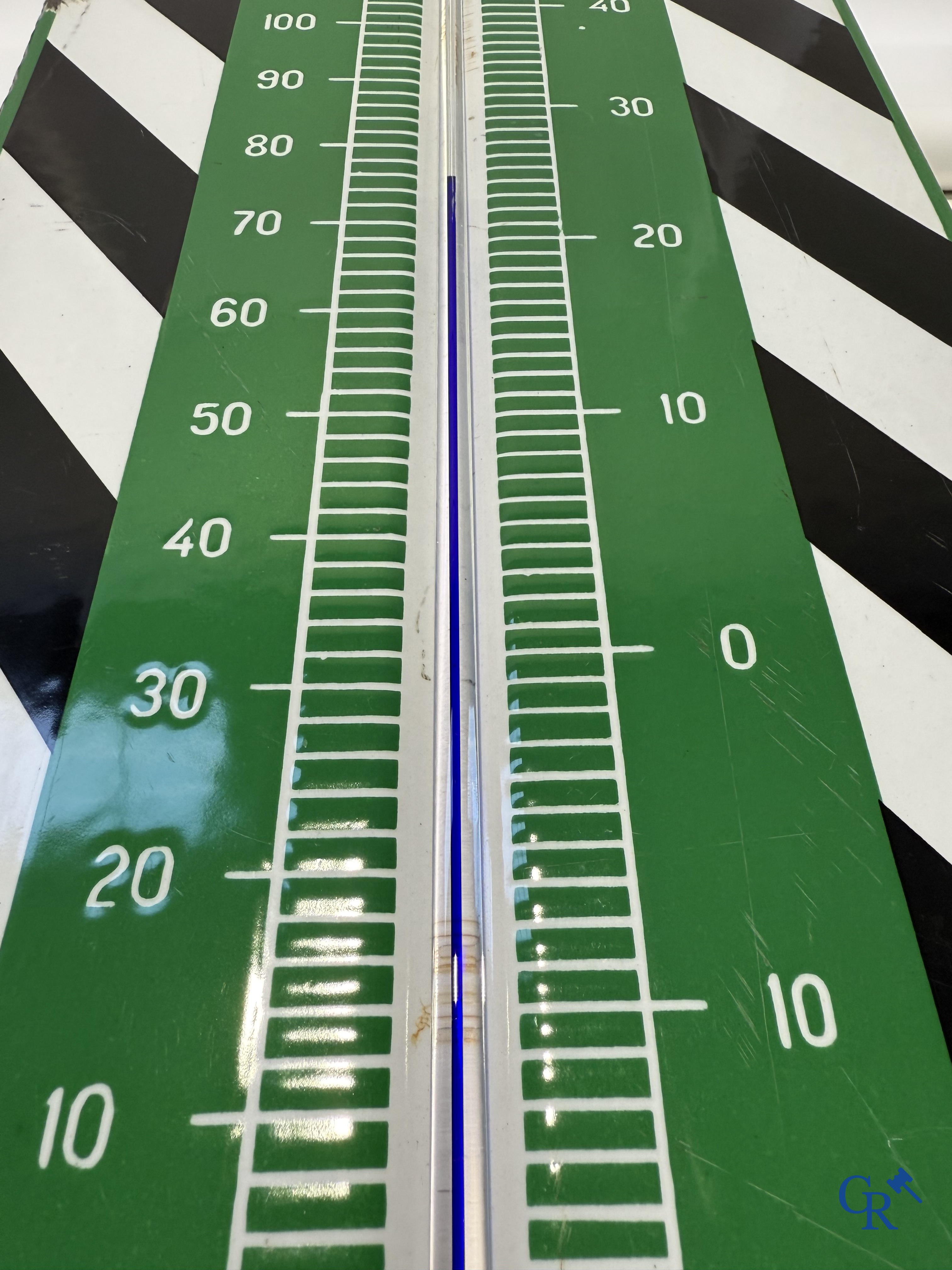 Duckham's Motor Oil. "Best in the World" Prachtig geëmailleerde reclame thermometer. Engelse makelij.