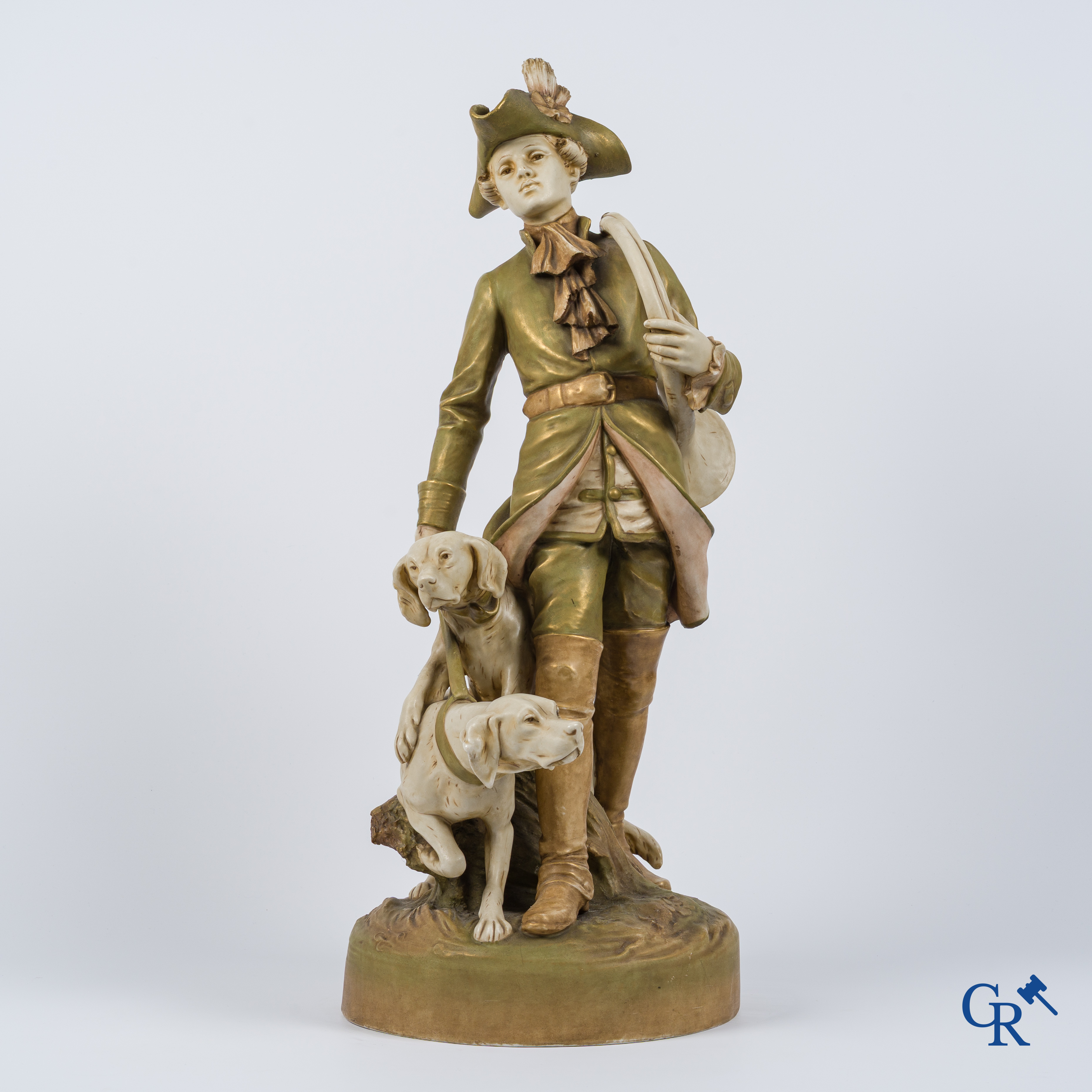 Royal Dux Bohemia. "Piqueur au Relais" Grote polychrome groep naar een model van Hippolyte Moreau en Prosper Lecourtier.