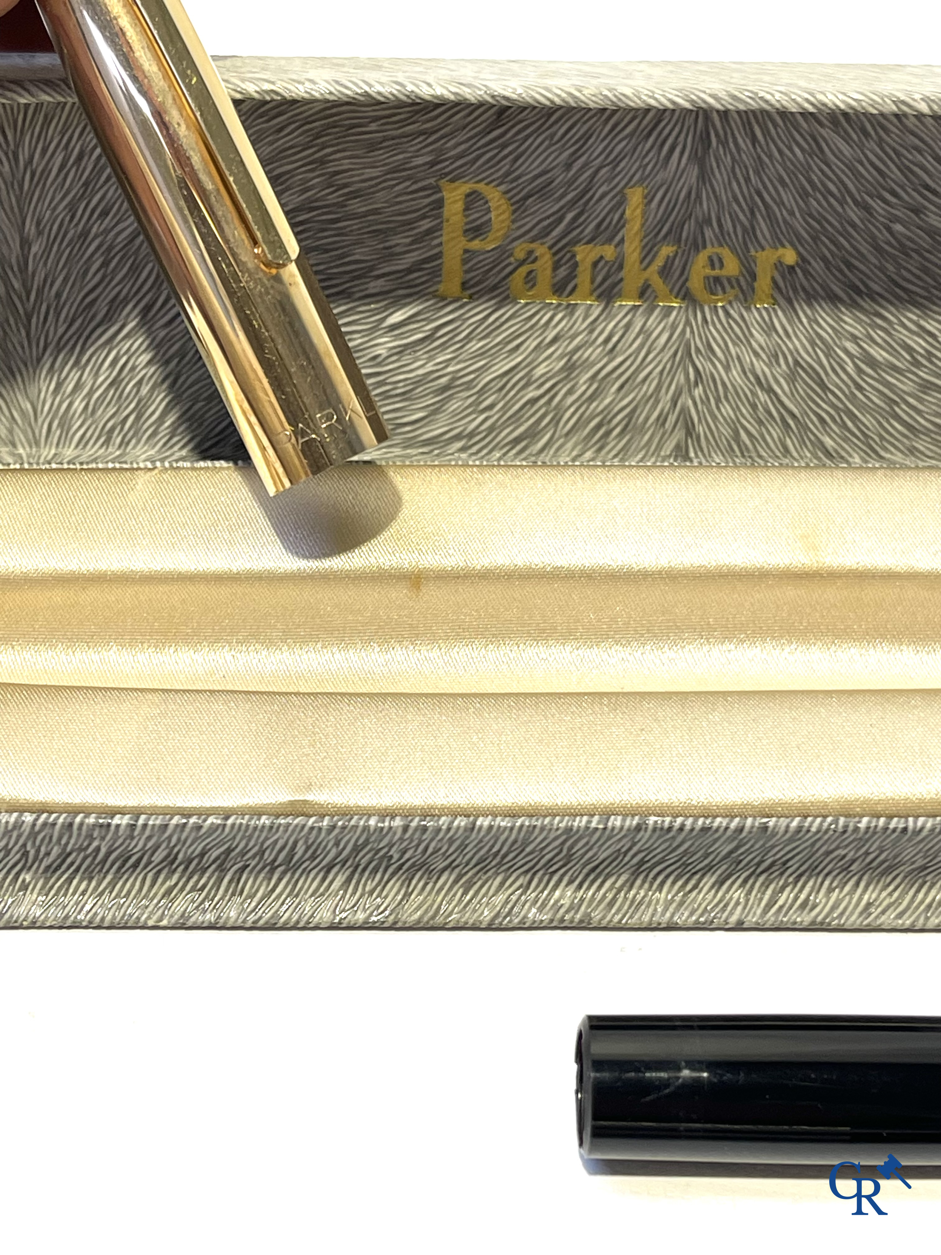 Parker. Vulpen Parker in originele doos. Made in USA, 12 k gold, nieuwstaat met originele doos.