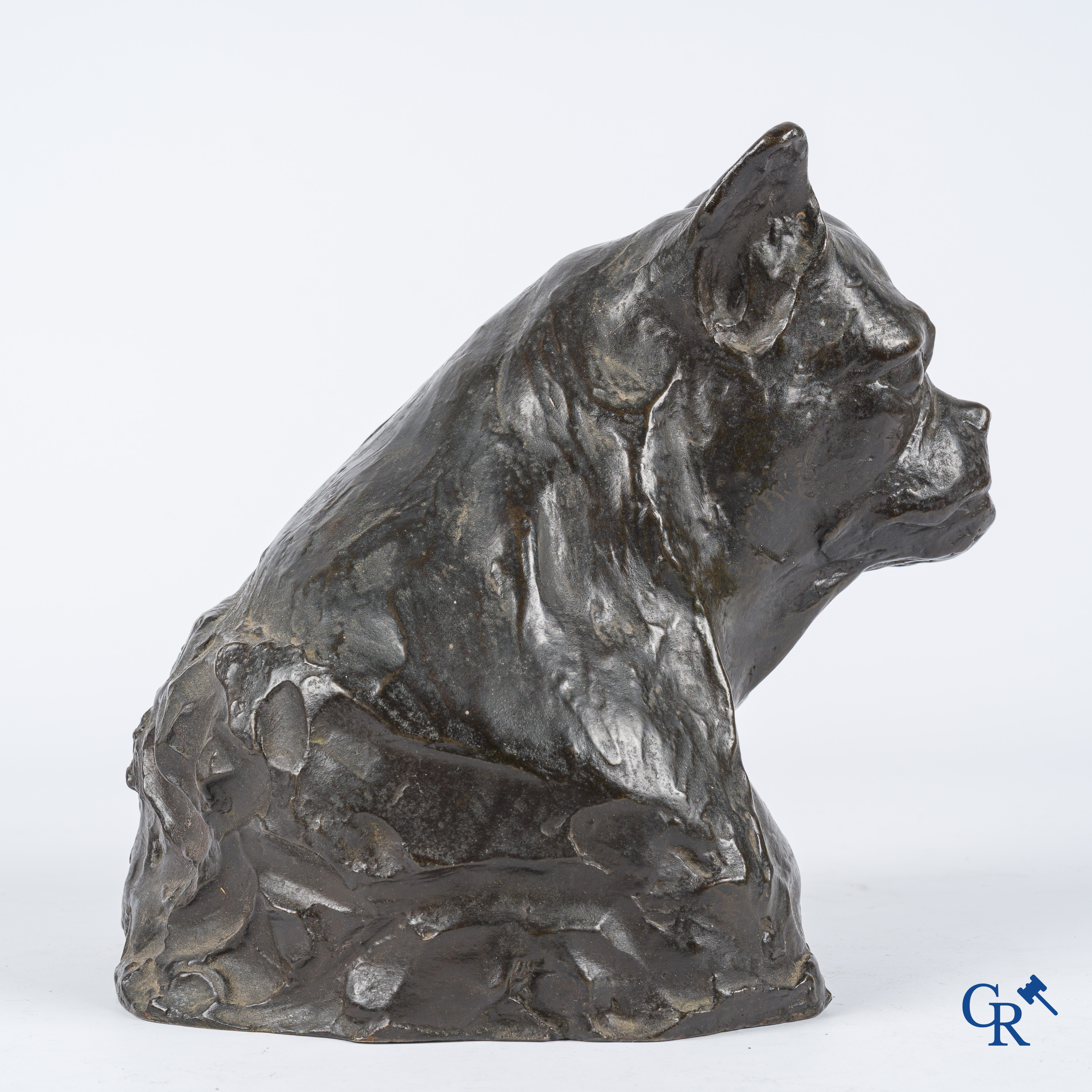 Karel Bonaugure (1880-1947) Buste van een Franse bulldog. Cire perdue. Gieterij Verbeyst Brussel. Gedateerd 1930.