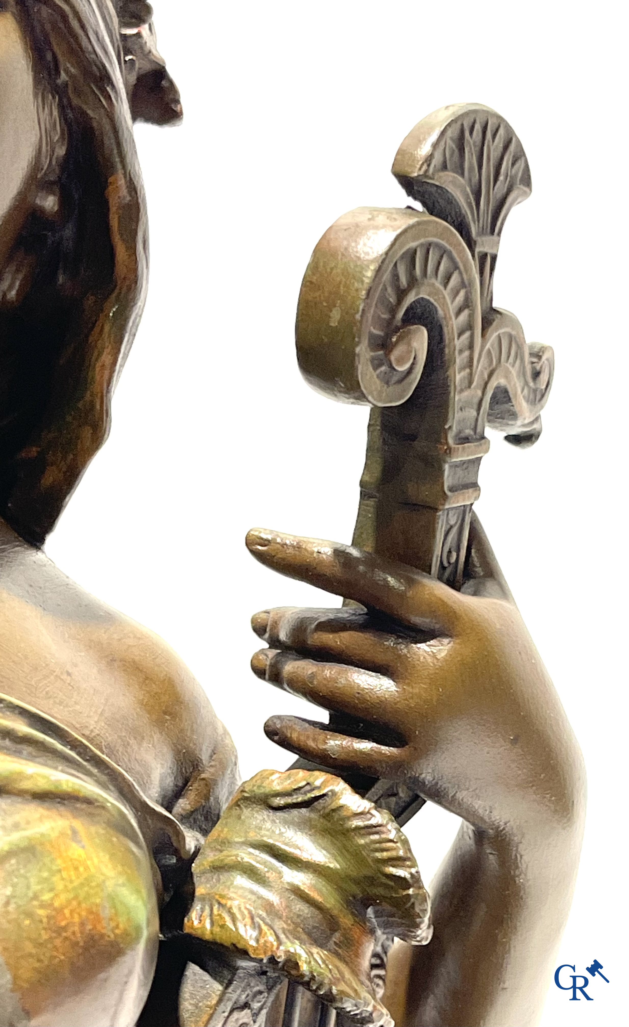 Auguste Moreau. La Pensée. Groot beeld in gepolychromeerd kunstbrons. Circa 1900.