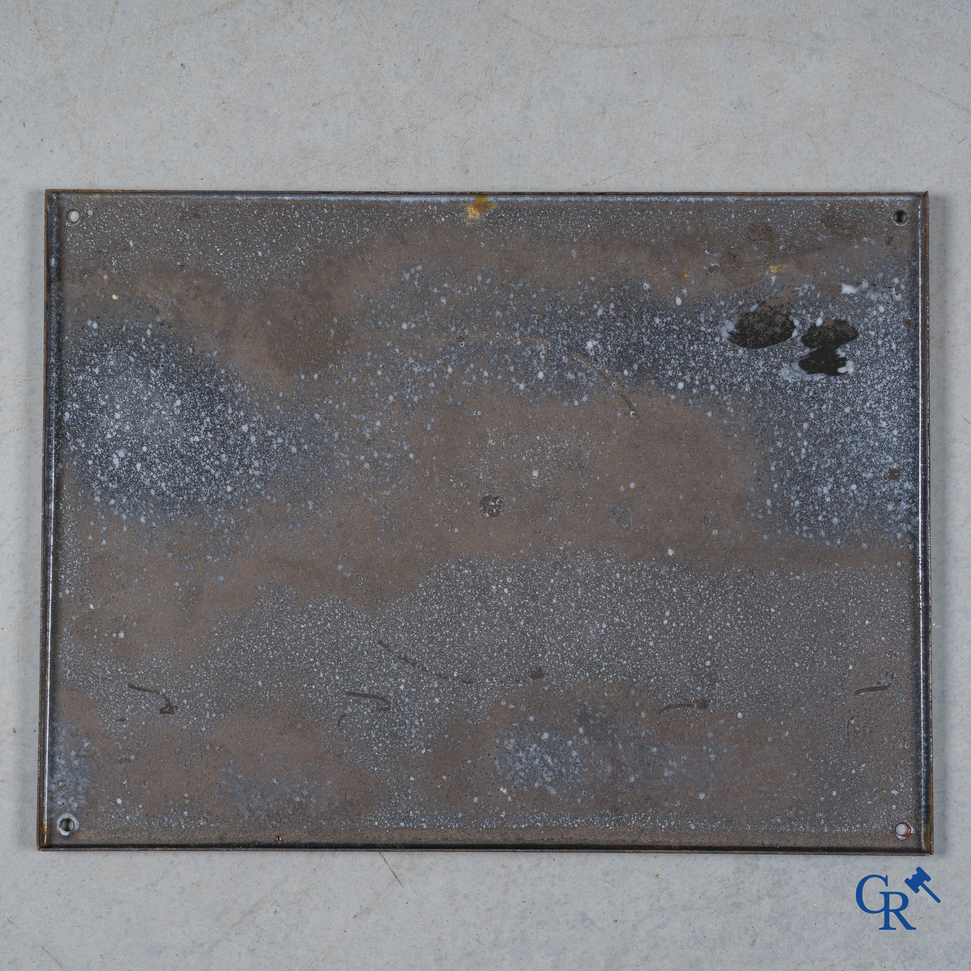 La préservatrice vie, emaille reclamebord voor verzekeringen.