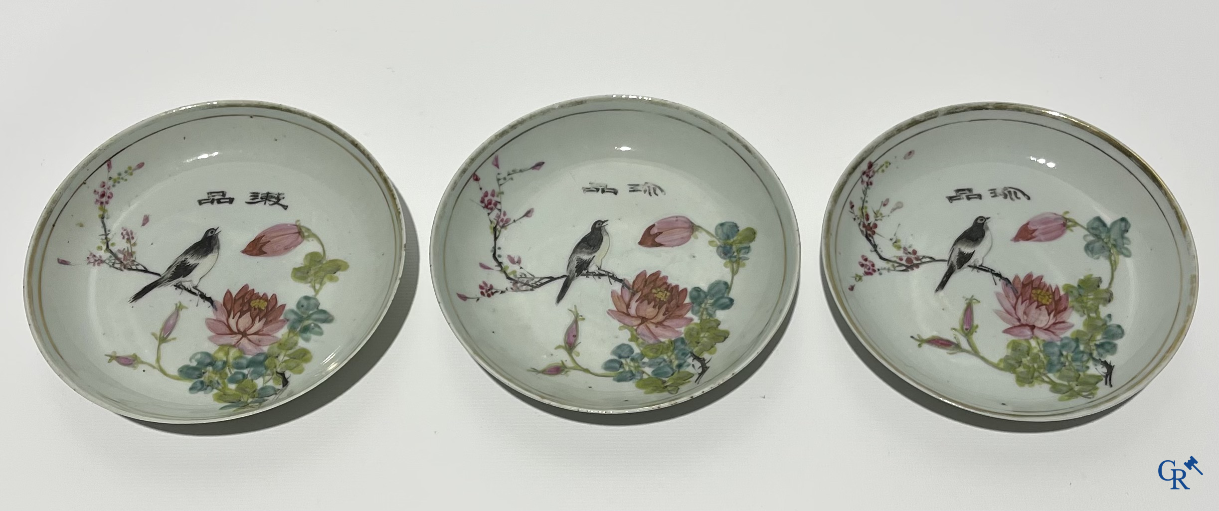 Aziatica. Chinees porselein. Een groot lot divers Chinees porselein.