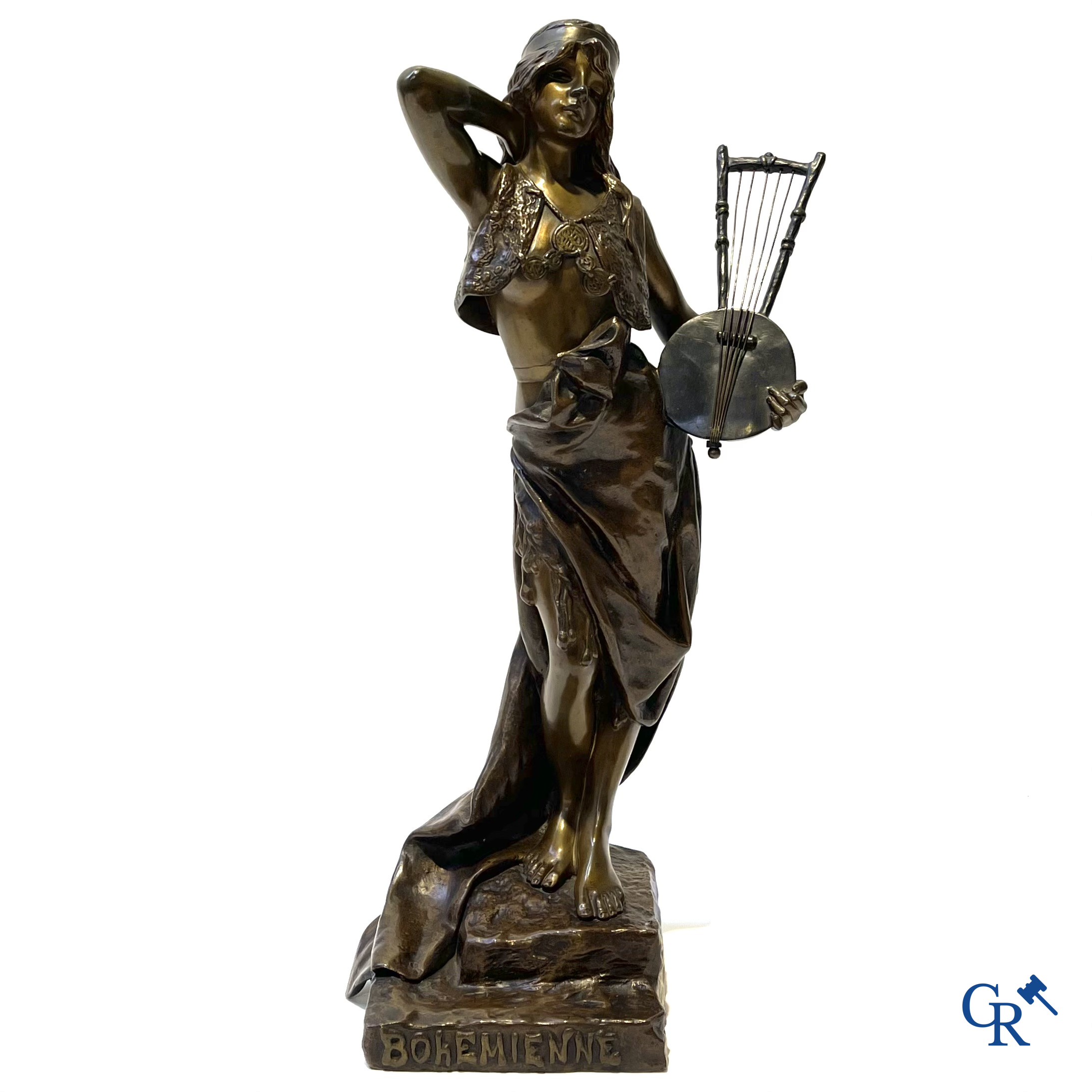 Emmanuel Villanis (1858-1914) Bohémienne. Bronzen beeld met dubbele patina. Gesigneerd E. Villanis. Gieterijstempel.