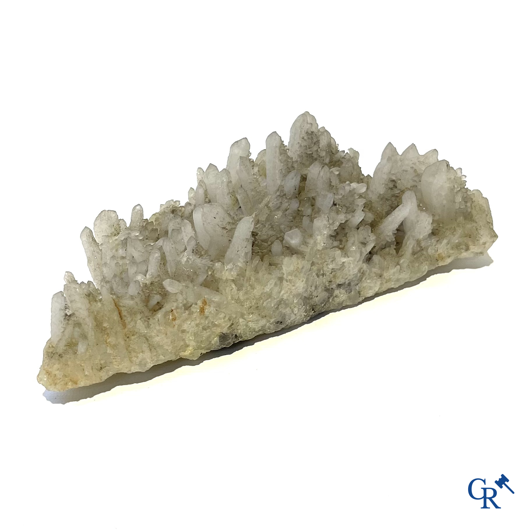 3 stuks gesteente. Een grote Aragonietkristal, een bergkristal en een grote Agaat Geode Duo.