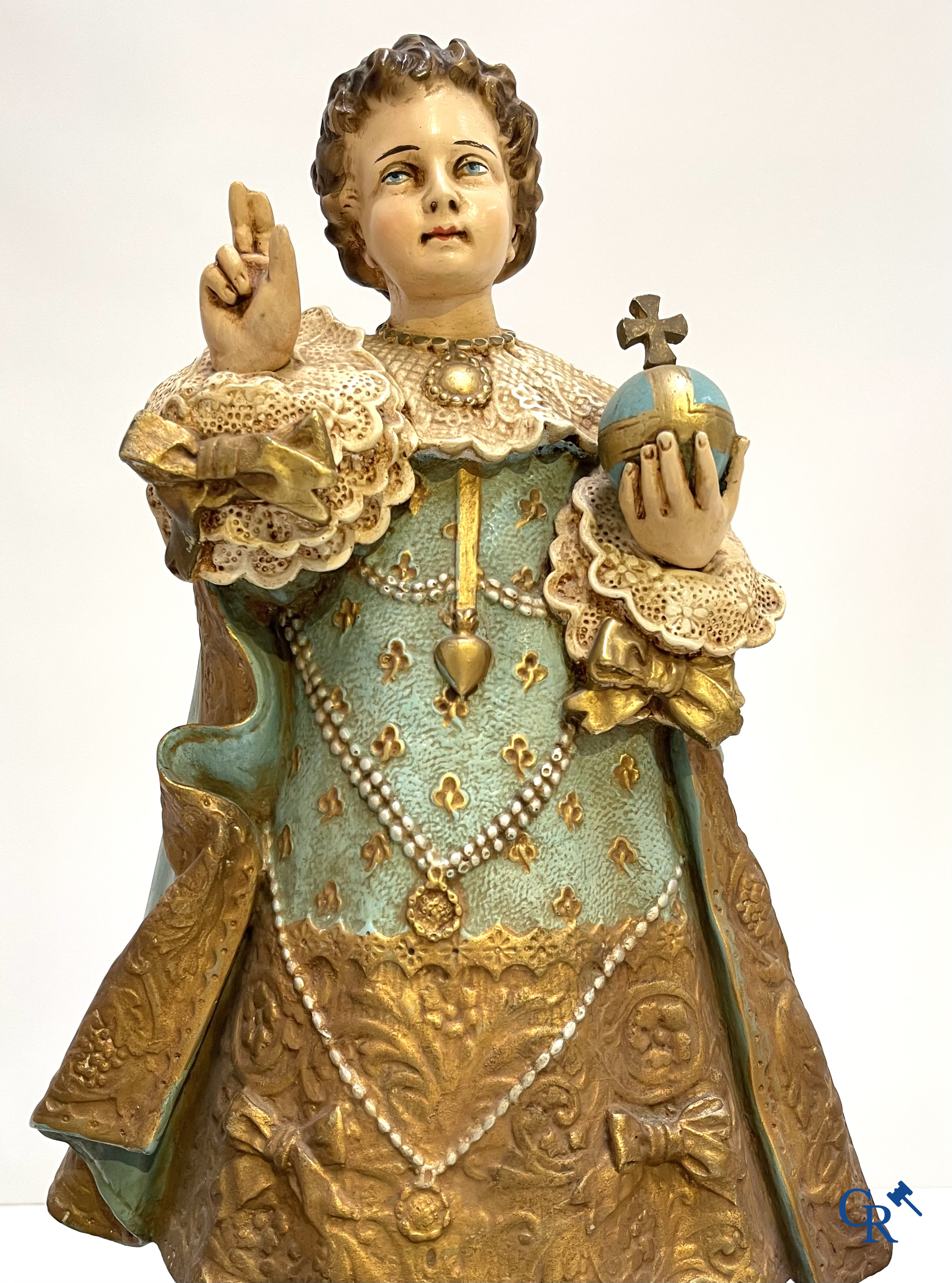 Religieuze objecten. 4 plaaster heiligbeelden. St. Judas, getroonde Christus, Nicolaas van Myra, Jezus van Praag.