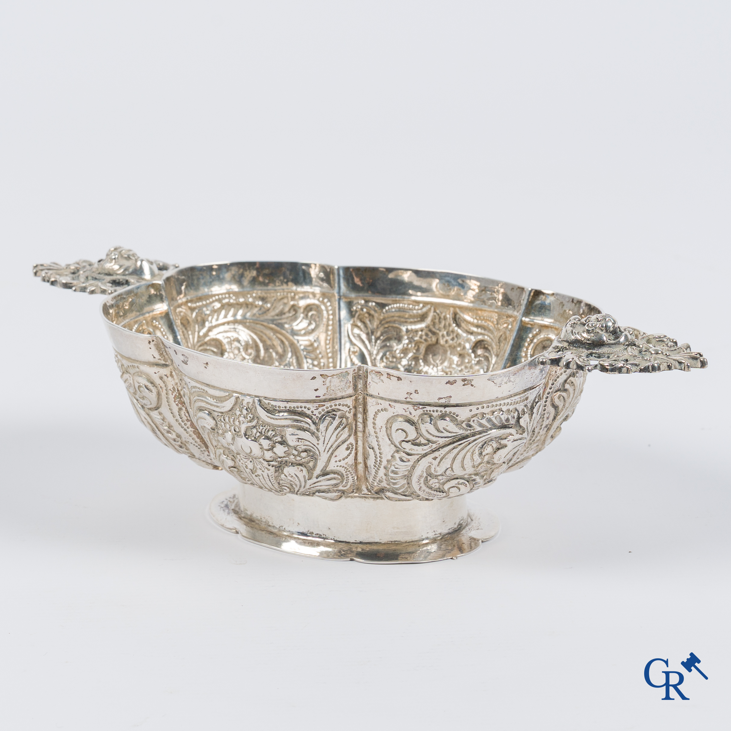 Zilveren brandewijnkom. Keurmerken. Holland, 19e eeuw.