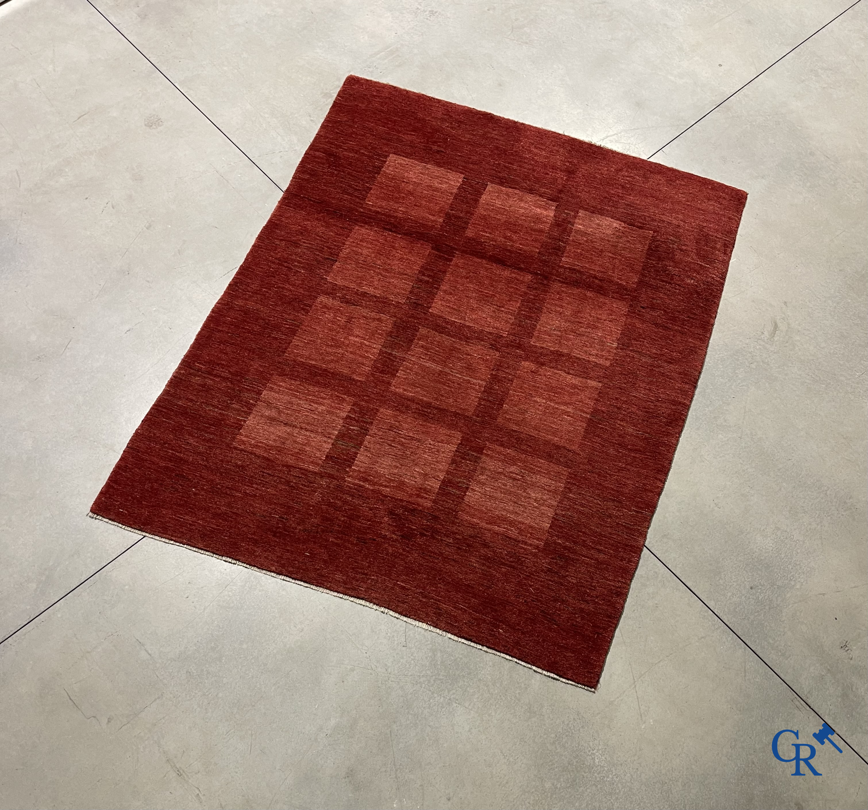 Modern tapijt, Tannas big squares red.