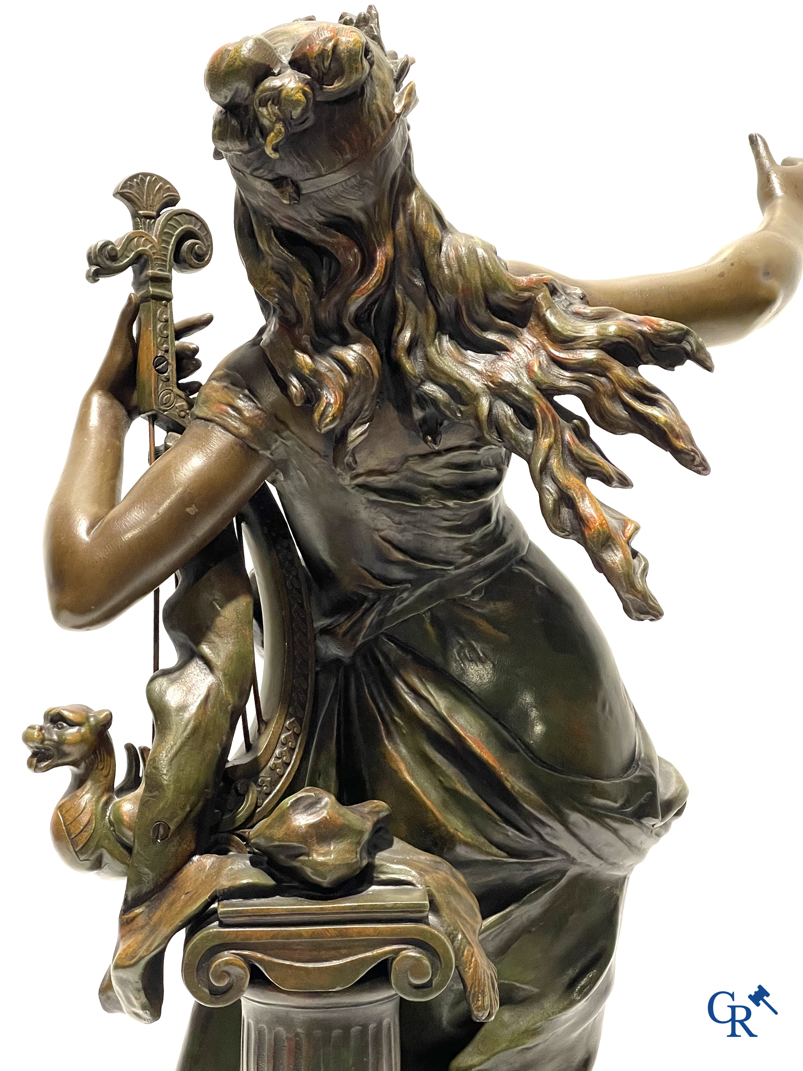 Auguste Moreau. La Pensée. Groot beeld in gepolychromeerd kunstbrons. Circa 1900.