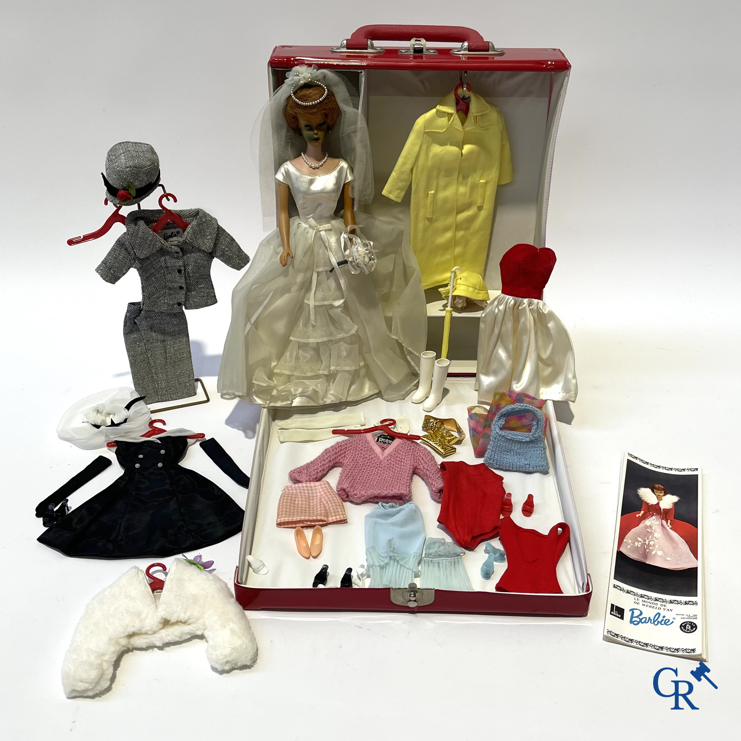 Oud Speelgoed. Mattel, een groot lot poppen en attributen. Barbie, Ricky, Skipper, Ken enz. Jaren '60 en later.