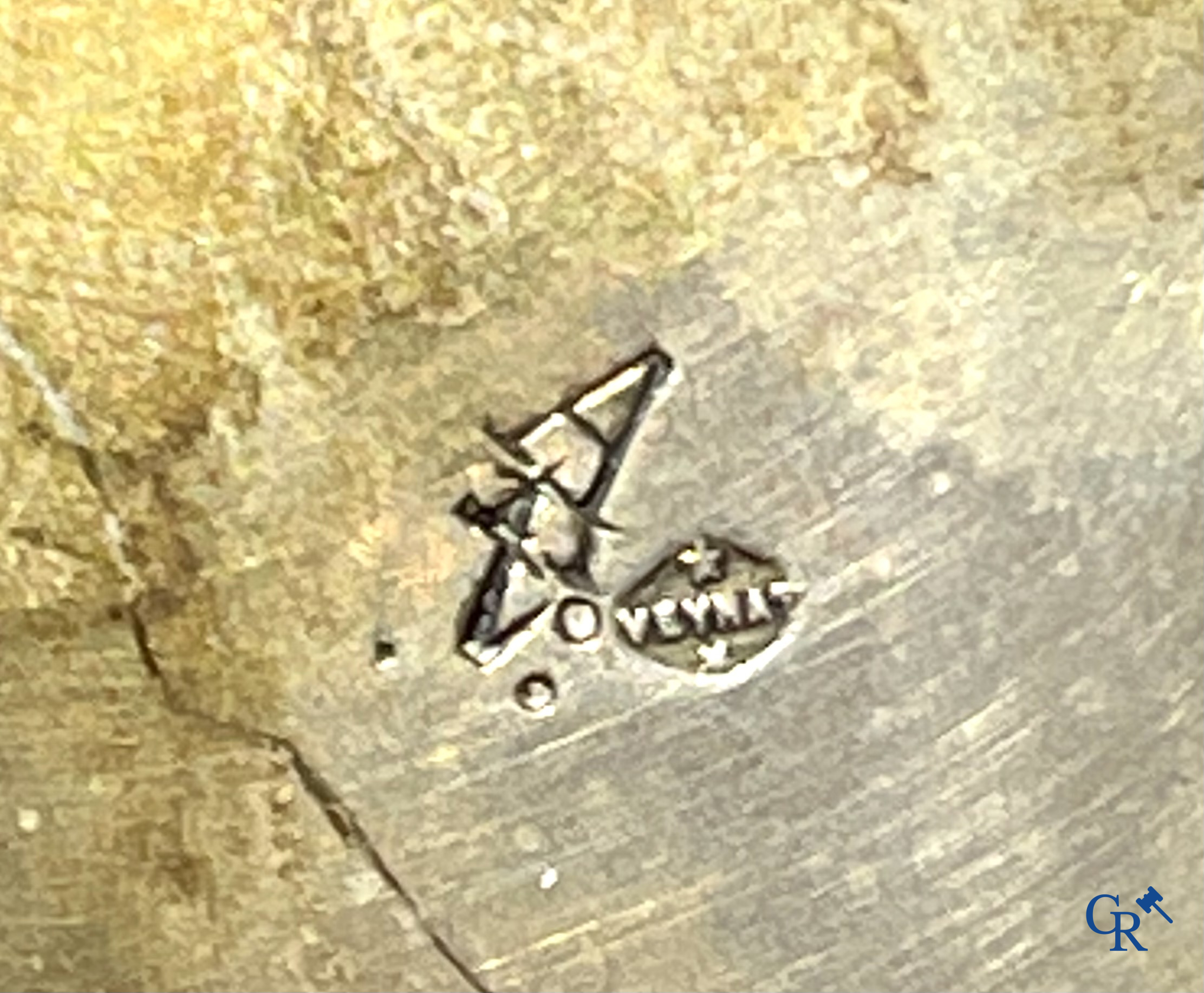 Zilver. Groot en mooi lot diverse vormstukken in zilver. 19de en 20ste eeuw.