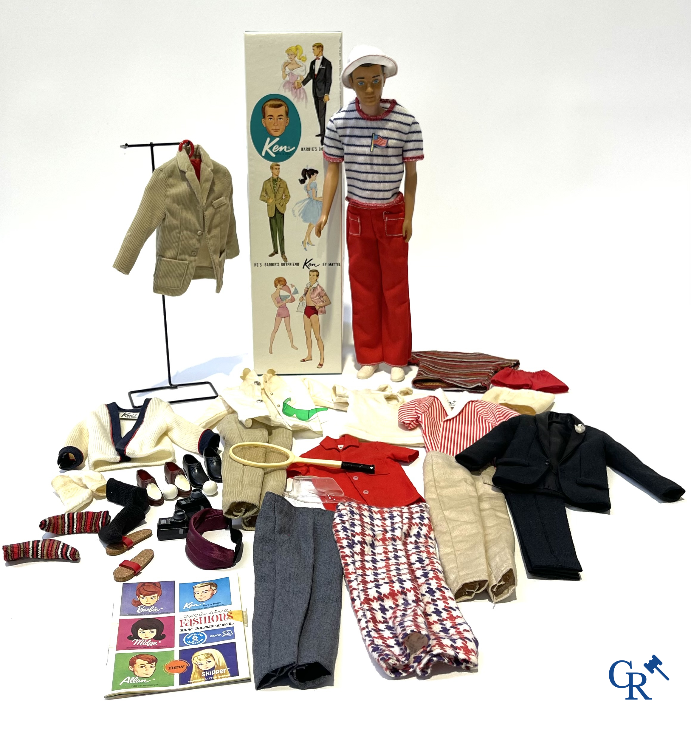 Oud Speelgoed. Mattel, een groot lot poppen en attributen. Barbie, Ricky, Skipper, Ken enz. Jaren '60 en later.