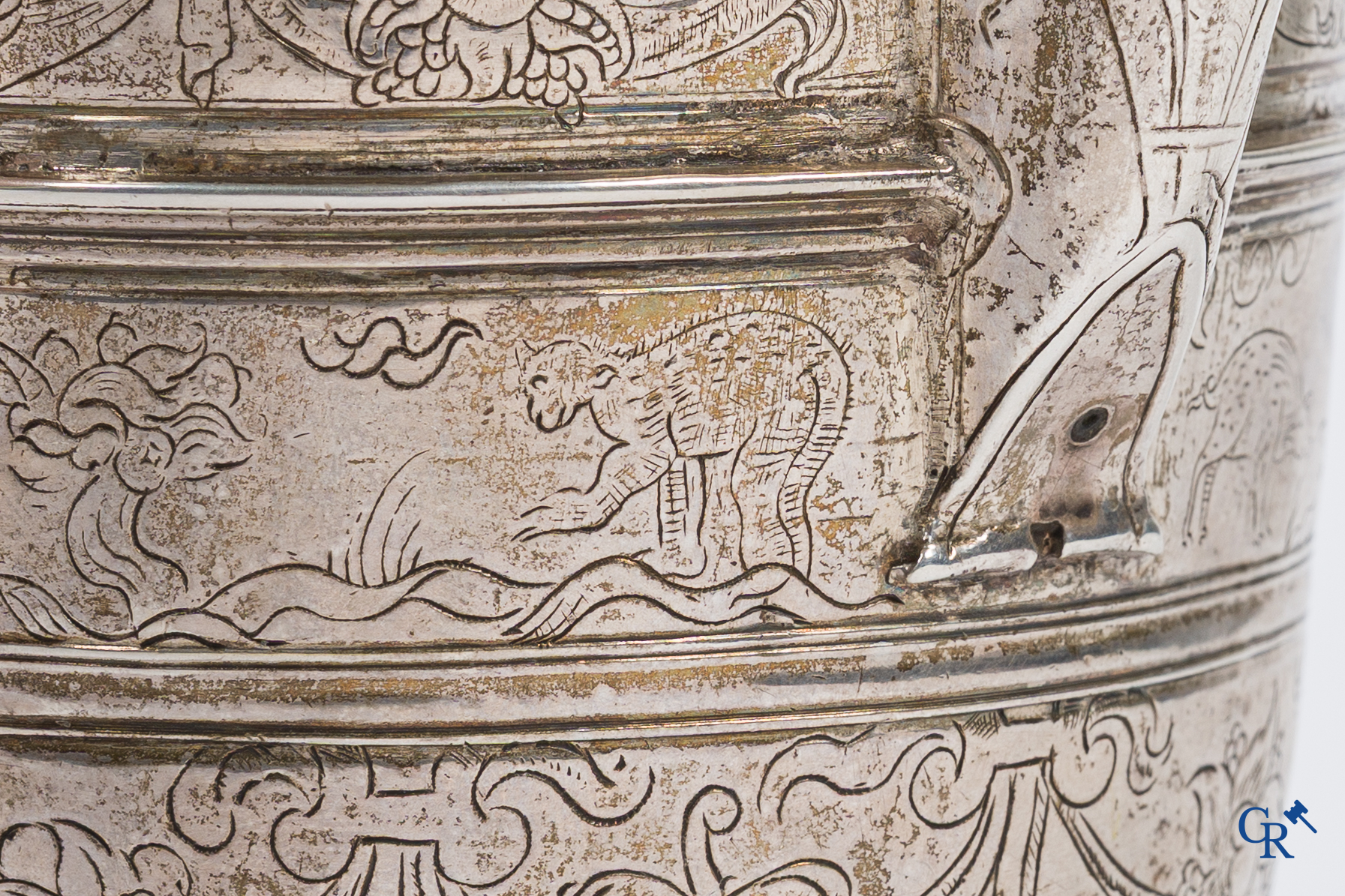 Zilver. Zeldzame en grote zilveren Renaissance schenkkan, Jarro de Pico. Spanje, Habsburgse periode. Circa 1580-1600.