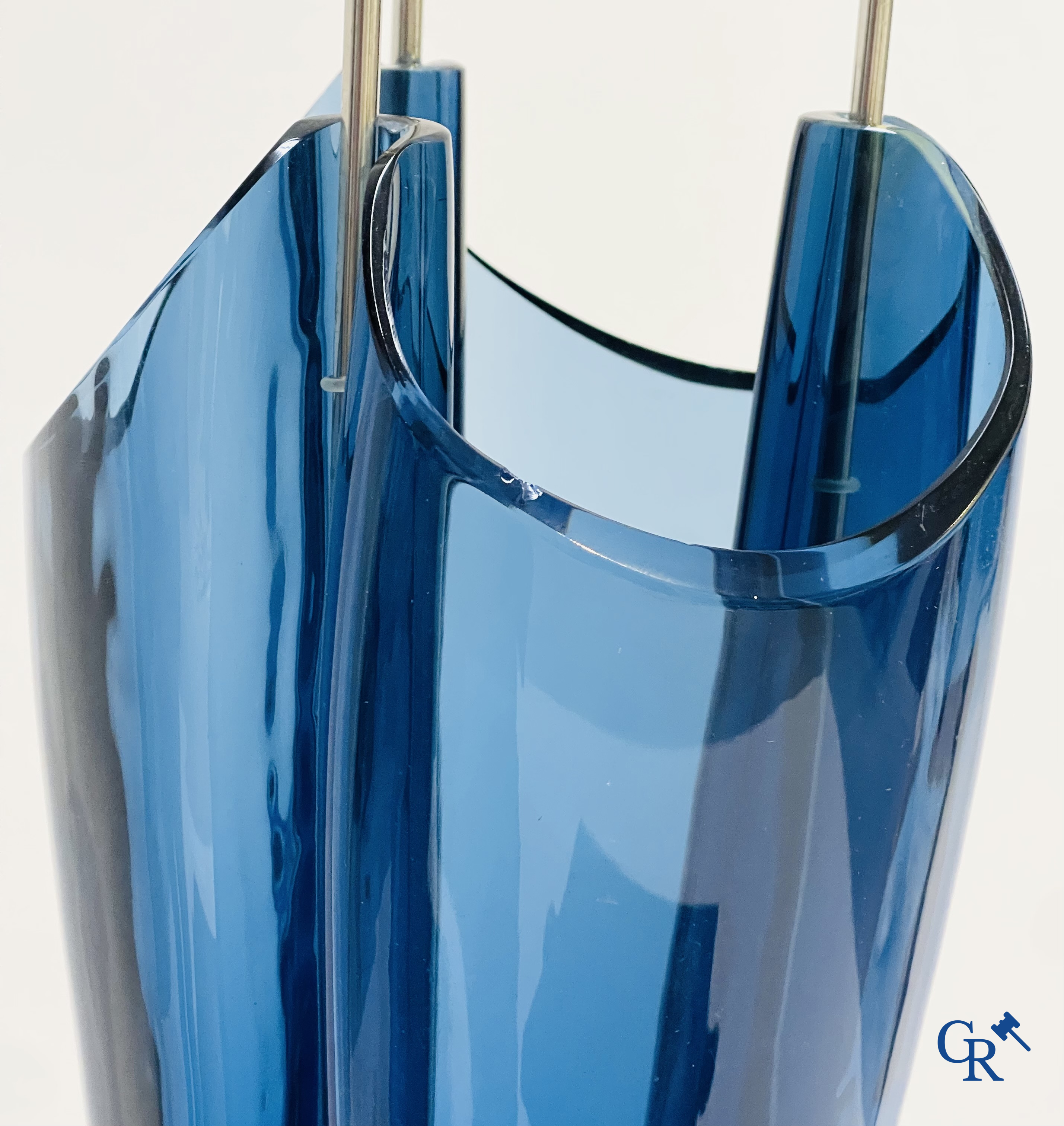 David Palterer (1949) Zanotta Editione. "Zande" vaas in Murano glas en metaal. Gesigneerd.