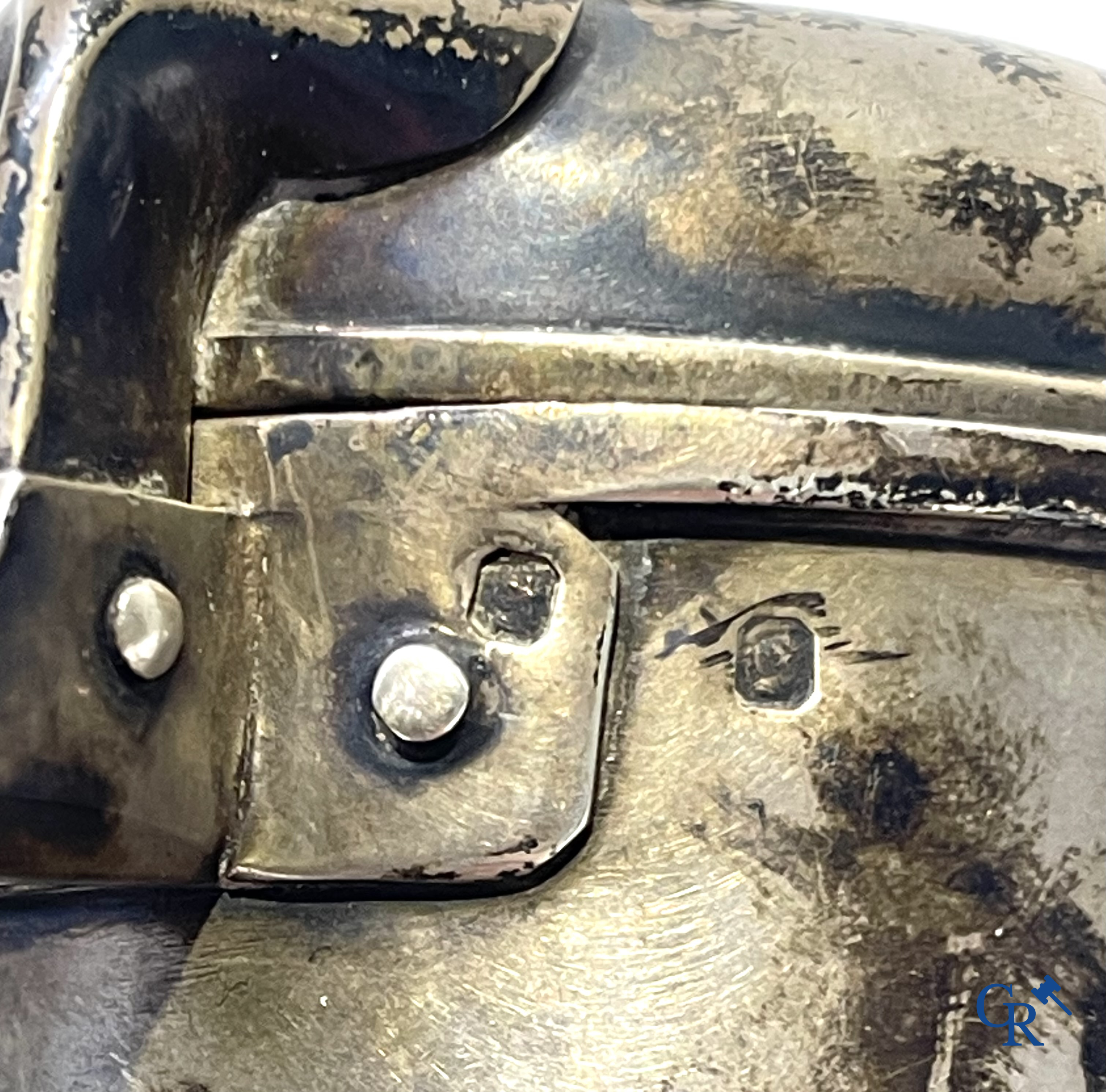 Zilver. Groot en mooi lot diverse vormstukken in zilver. 19de en 20ste eeuw.