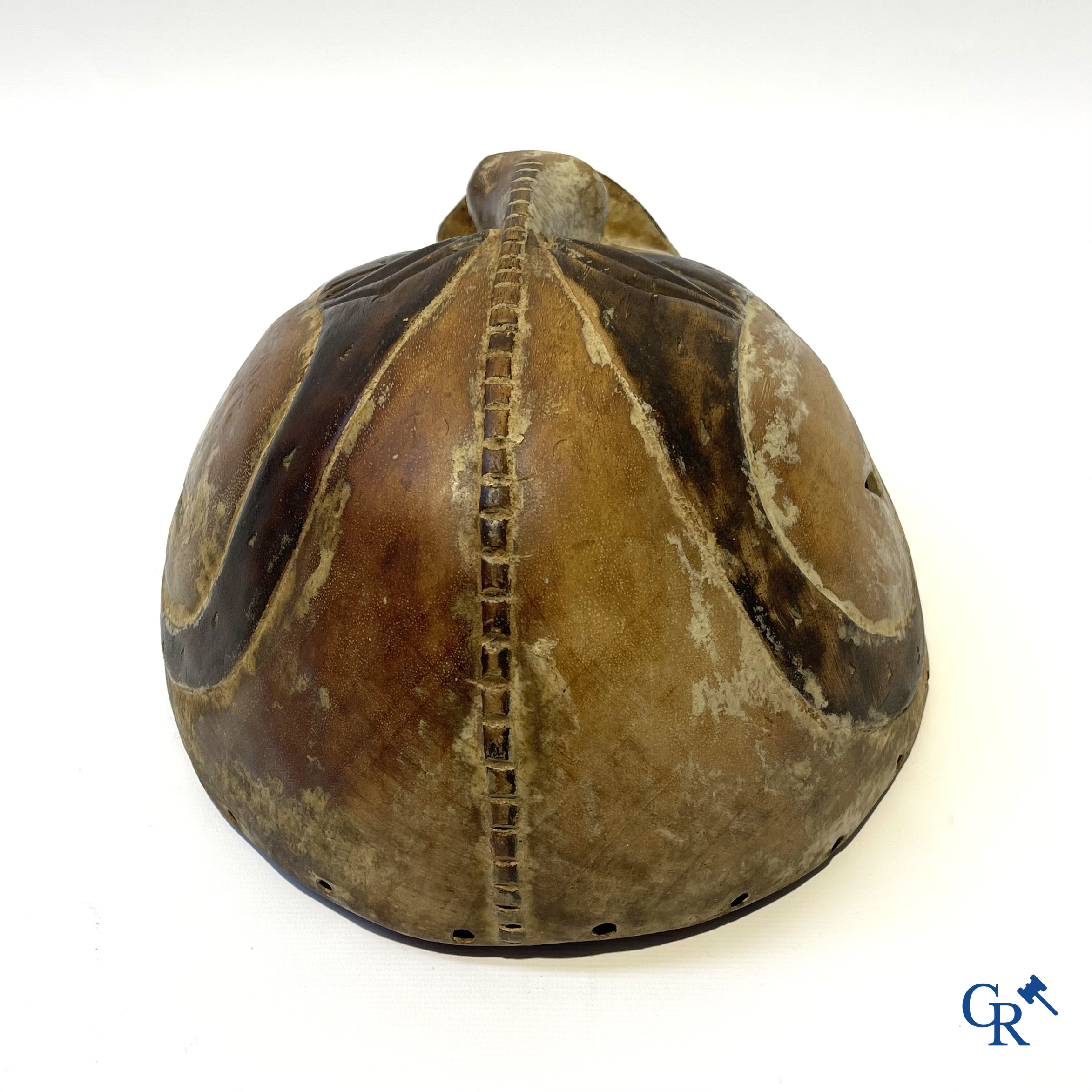 Tribale kunst. Afrikaans masker.