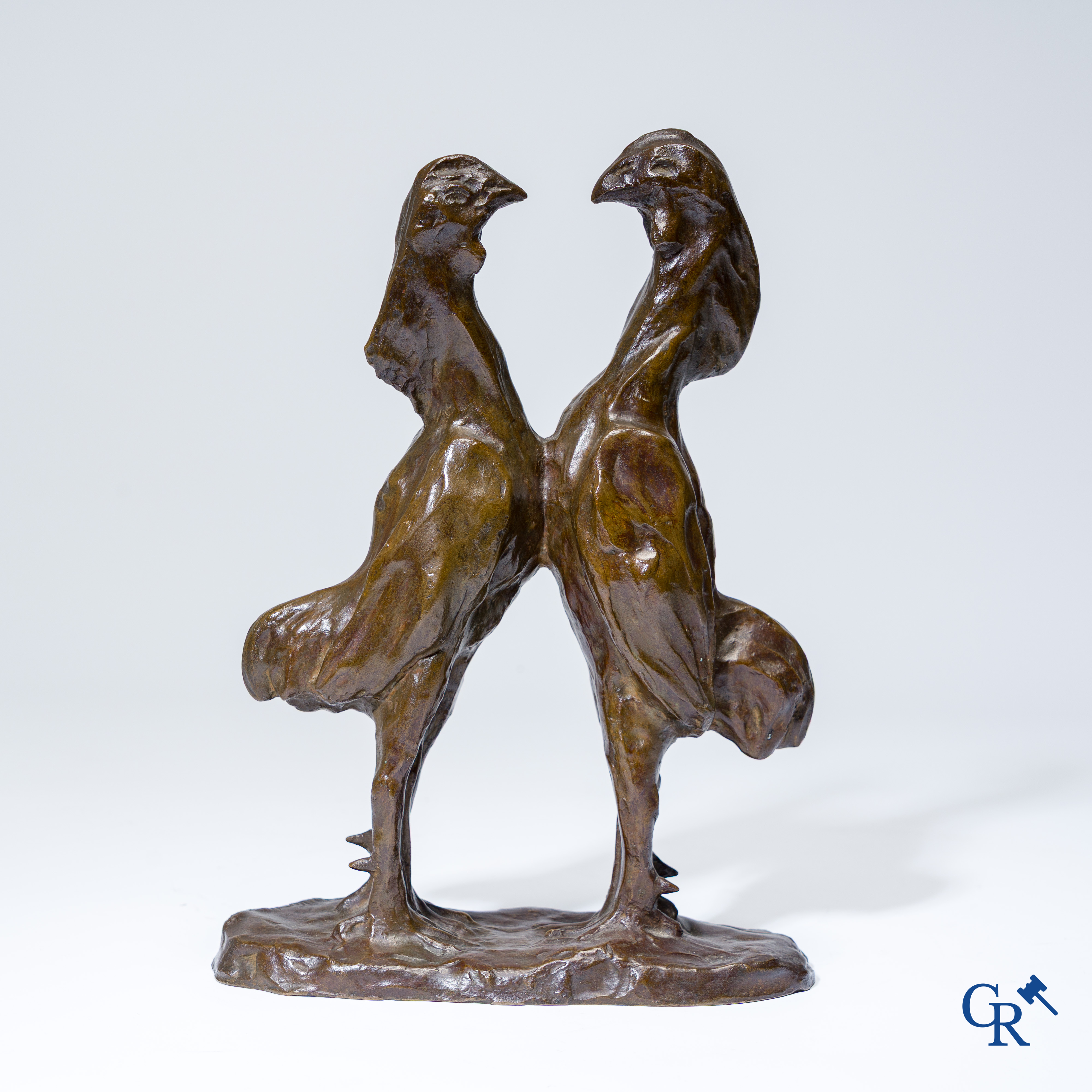 Geo Vindevogel (1923-1977) (*) Brons met bruine patine, 2 vechtende hanen. Gesigneerd Geo Vindevogel en gedateerd 1939.