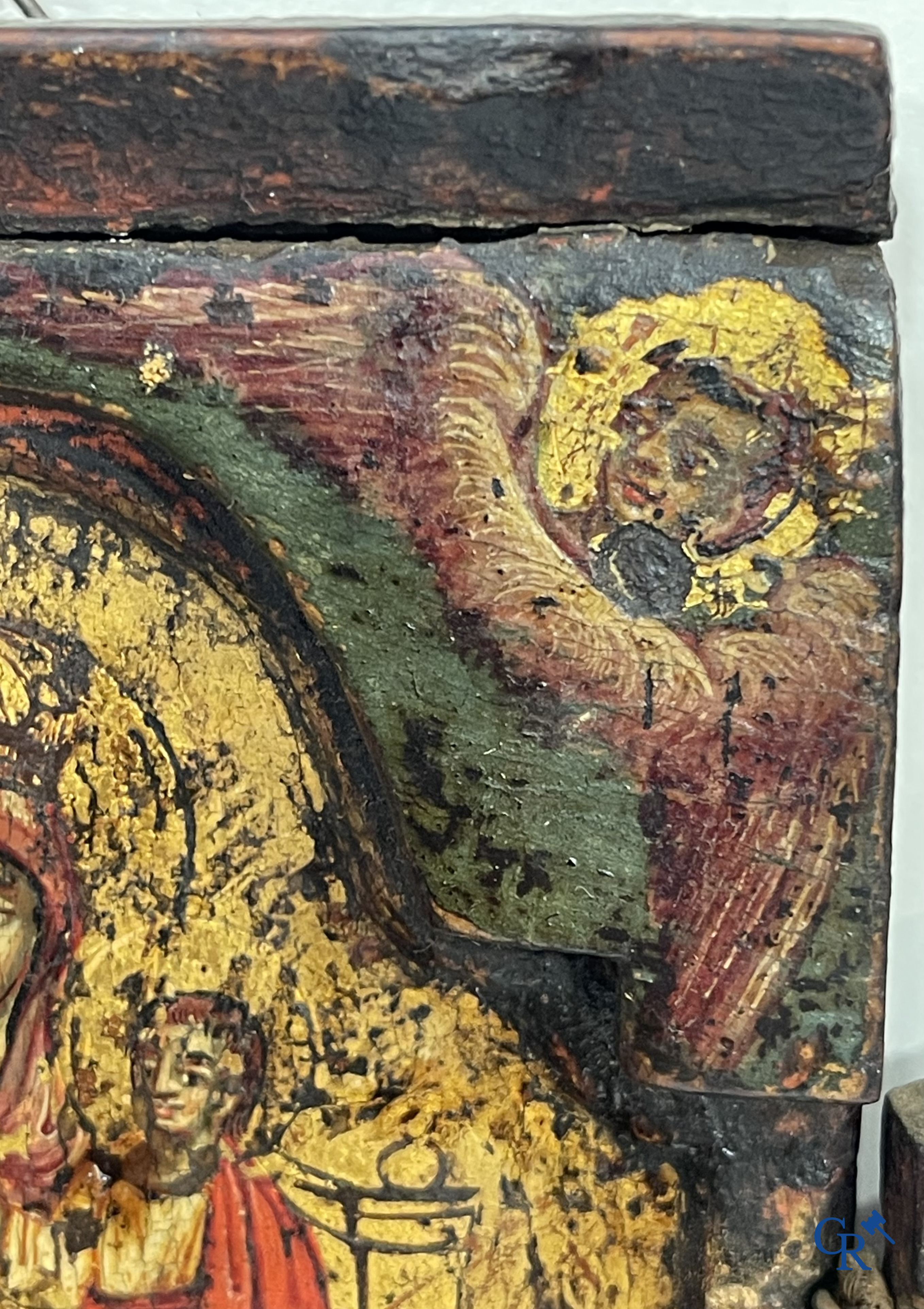 Grieks-orthodox triptiek-icoon, de Heilige Moeder van God met het Christuskind. Tempera op paneel. 17e-18e eeuw.