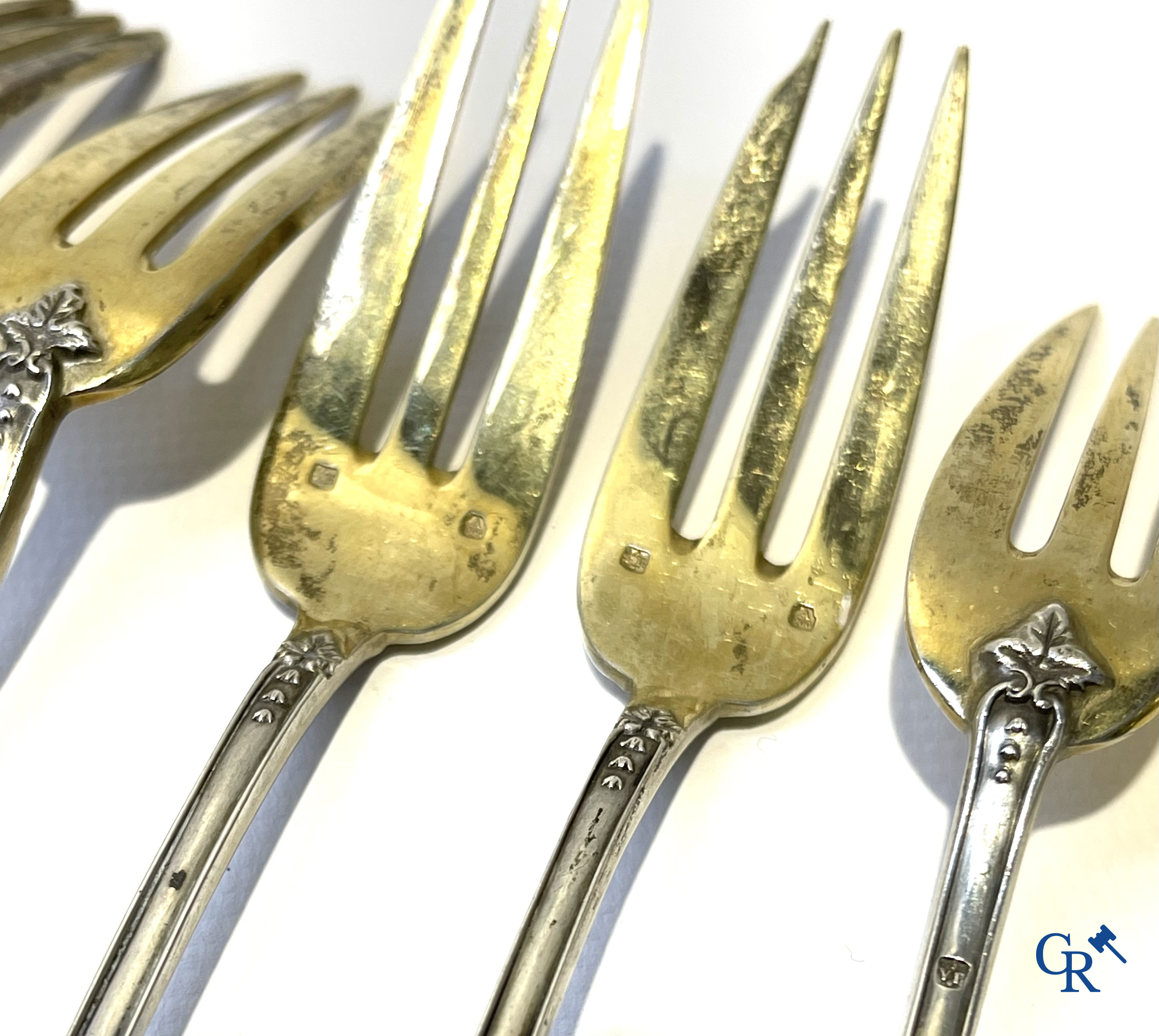 Zilver. Lot met divers bestek en objecten in zilver. 19e eeuw.